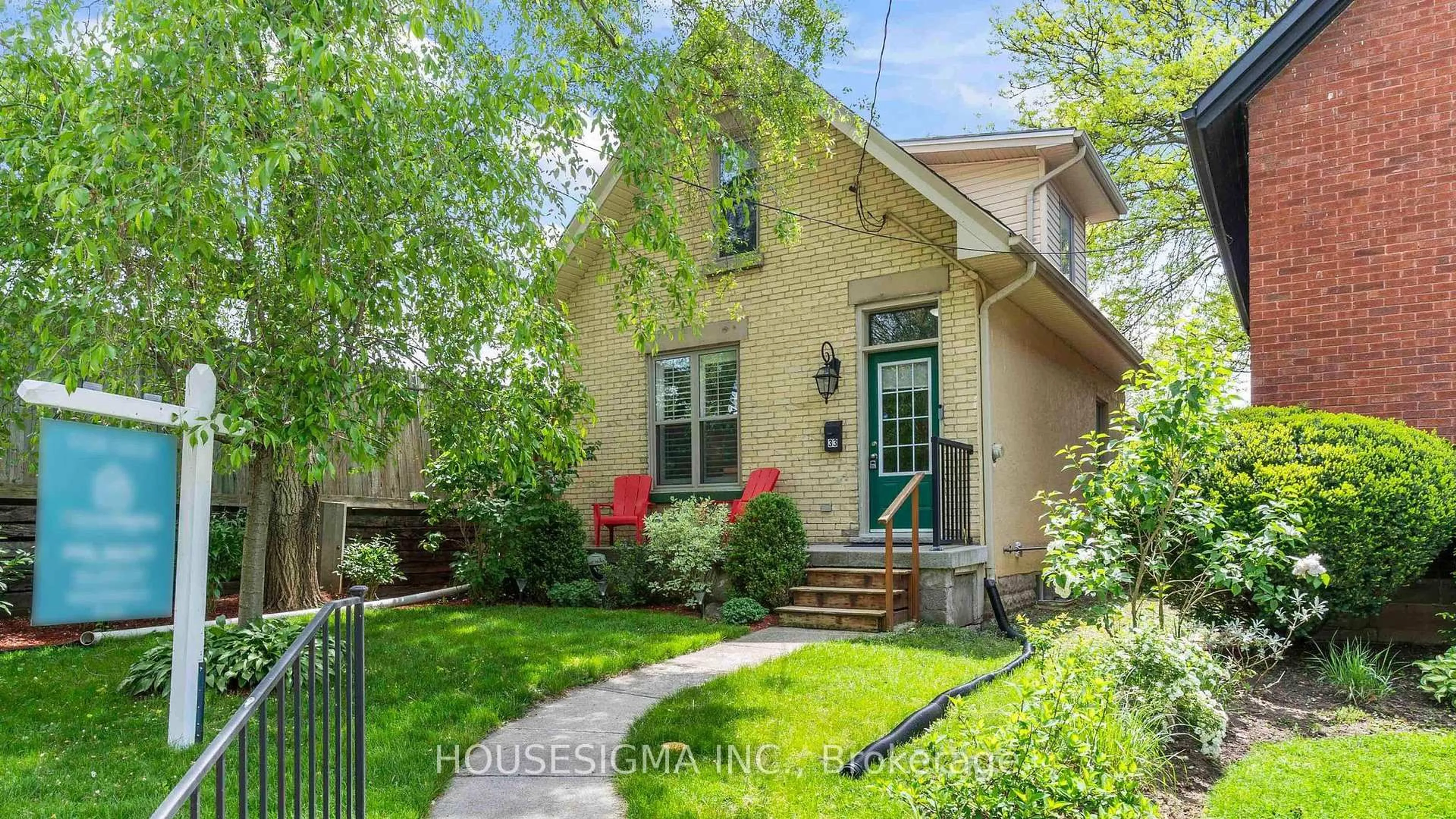 Home with brick exterior material, street for 33 Carlton Ave, London East Ontario N5Y 3M8