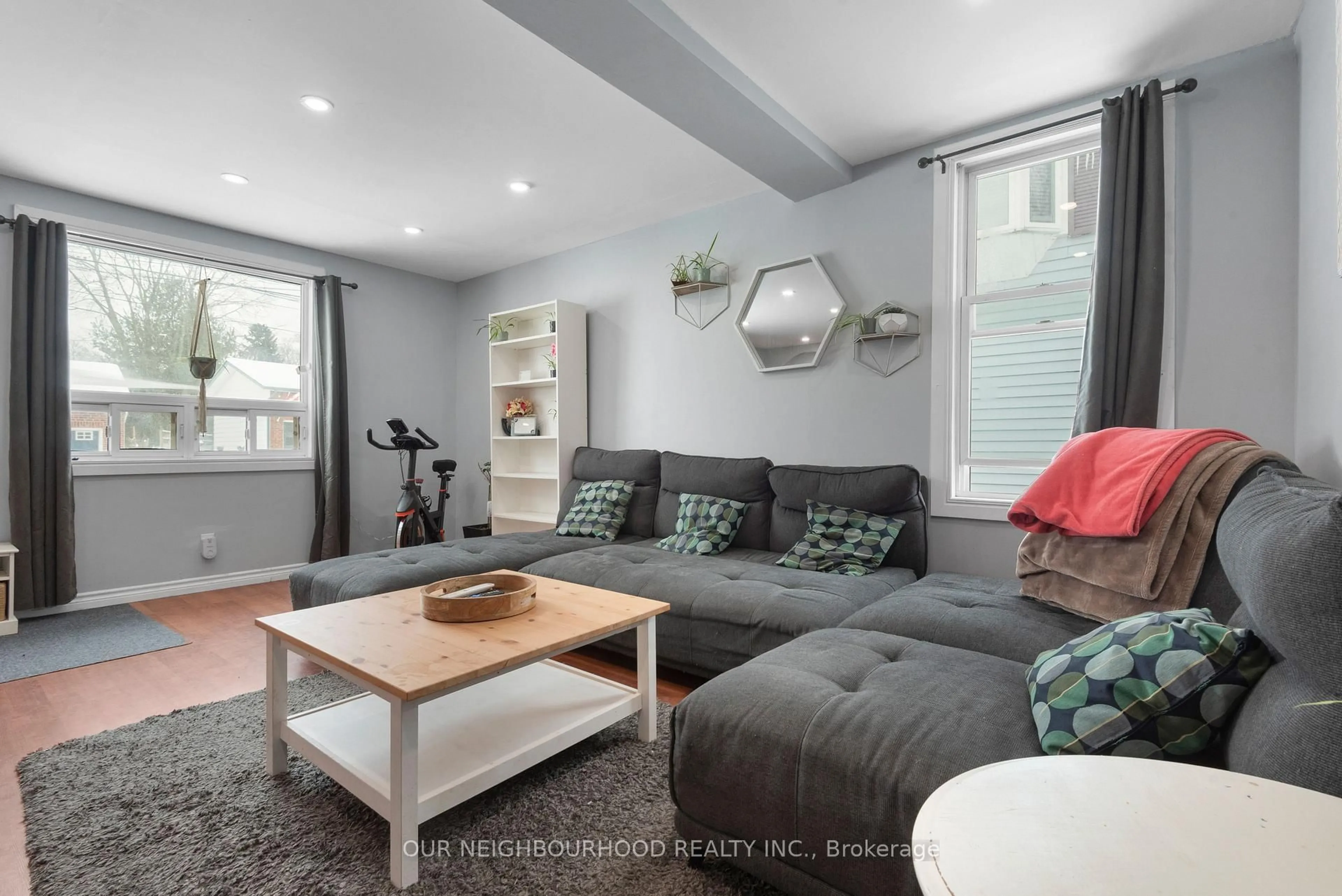 Living room with furniture, unknown for 50 Harcourt St, Port Hope Ontario L1A 1M4