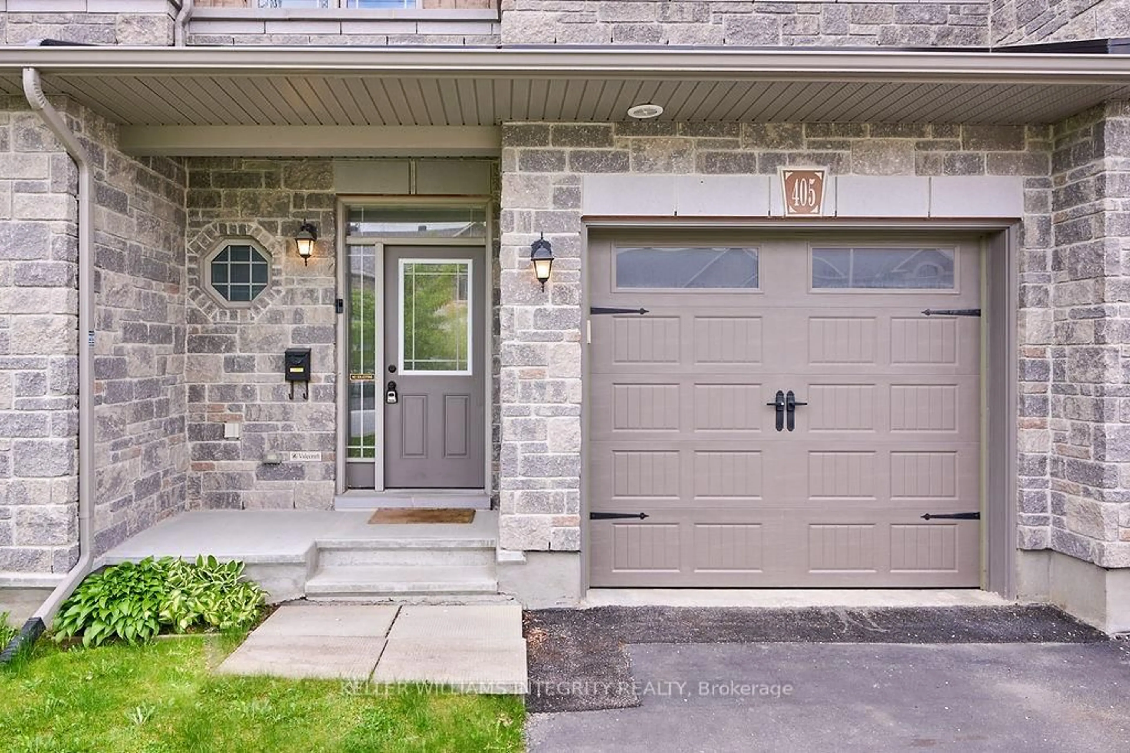 Unknown for 405 Barrick Hill Rd, Ottawa Ontario K2M 0H7