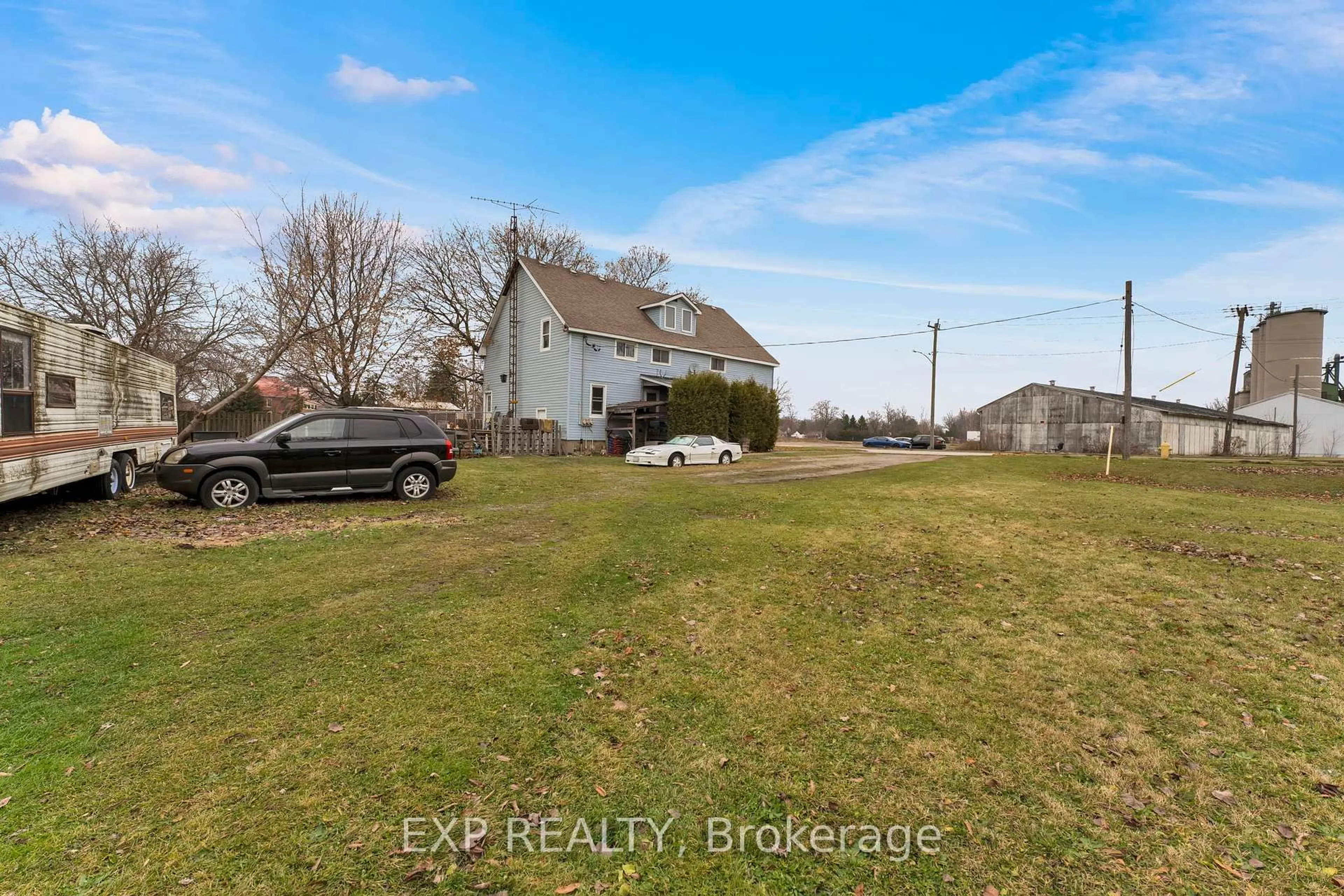 A pic from outside/outdoor area/front of a property/back of a property/a pic from drone, street for 194 Furnival Rd, West Elgin Ontario N0L 2C0