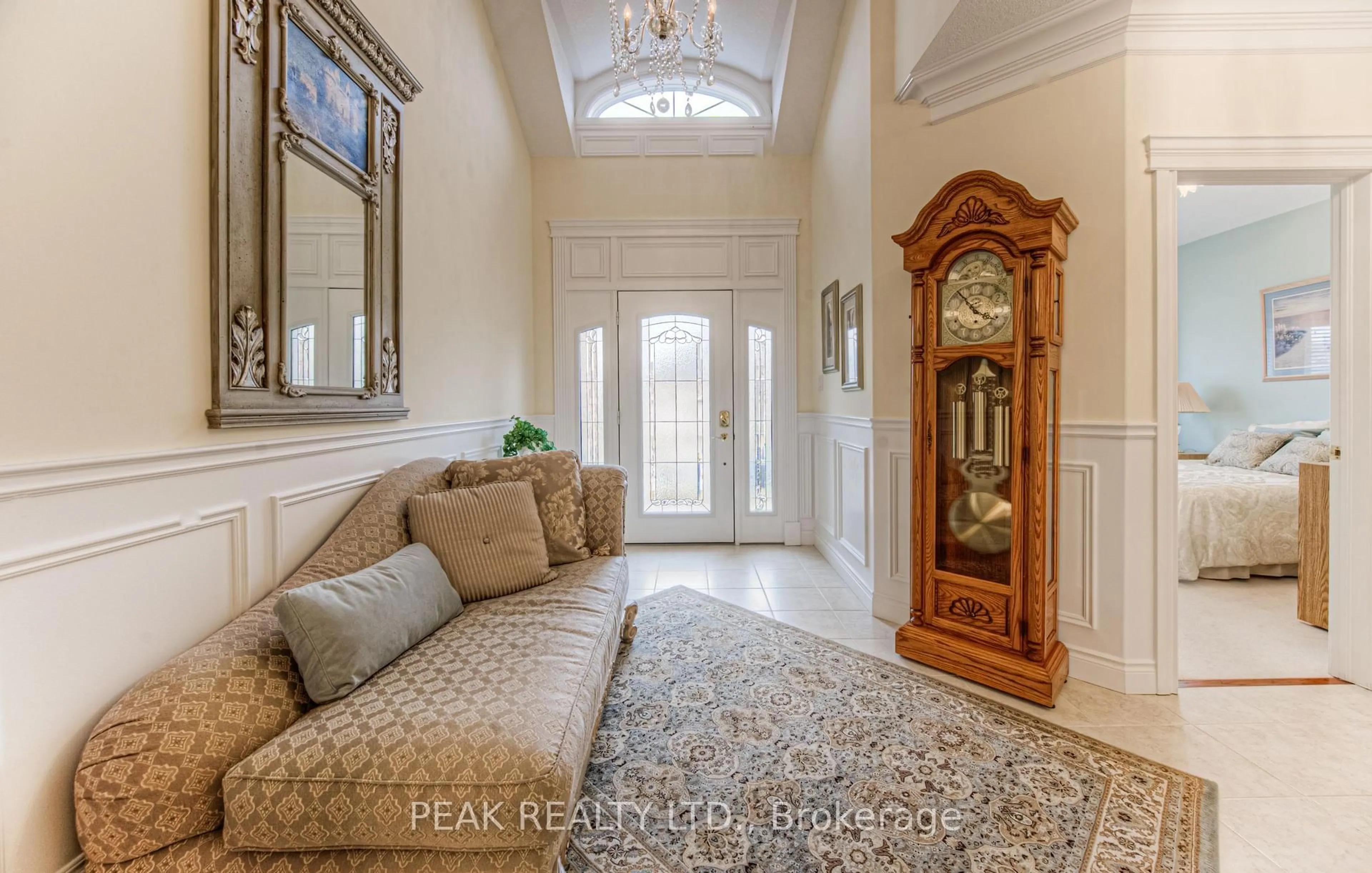 Indoor entryway for 26 Orchard Way, Wilmot Ontario N3A 4P7