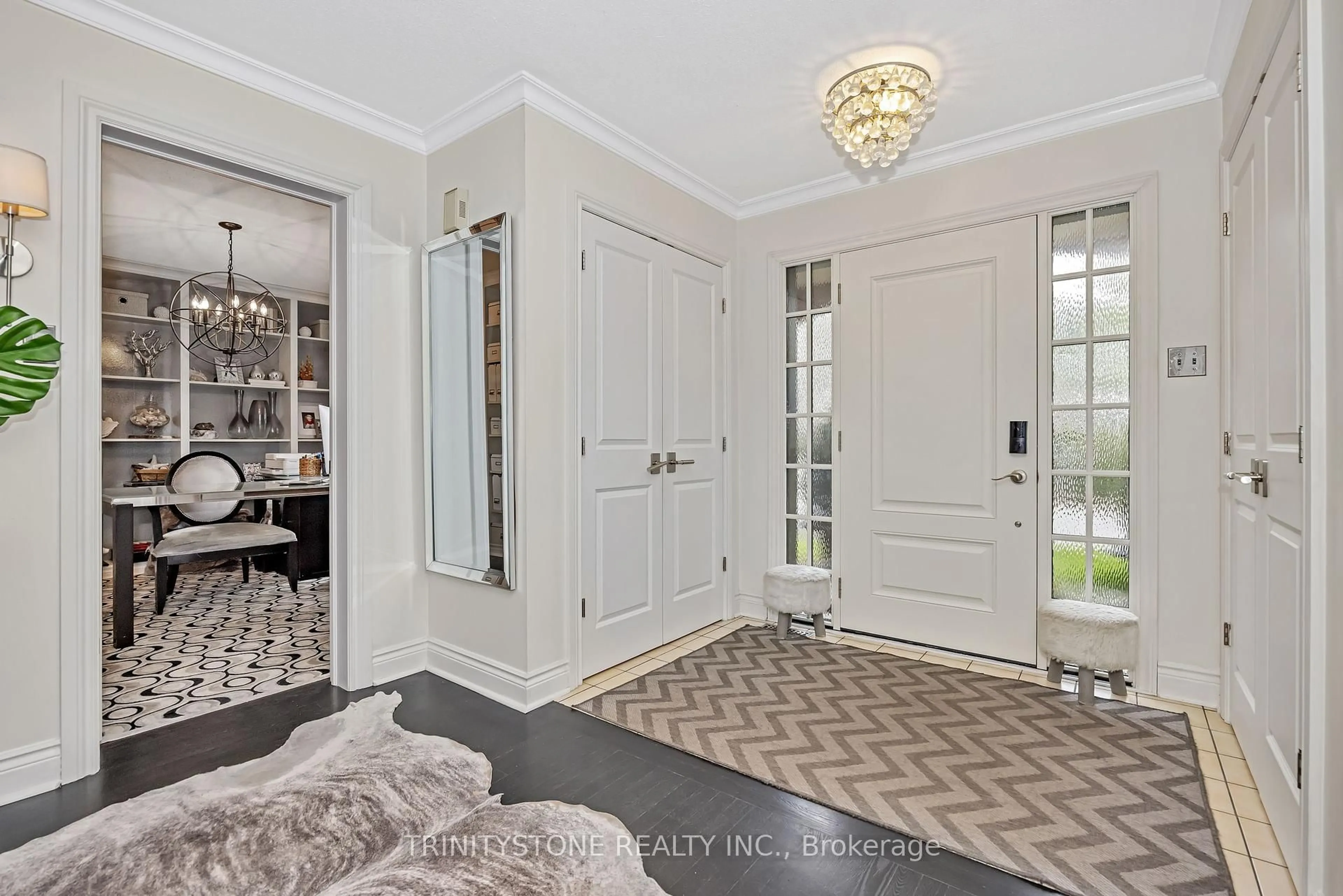 Indoor entryway for 149 Lanigan Cres, Stittsville Ontario K2S 1G9