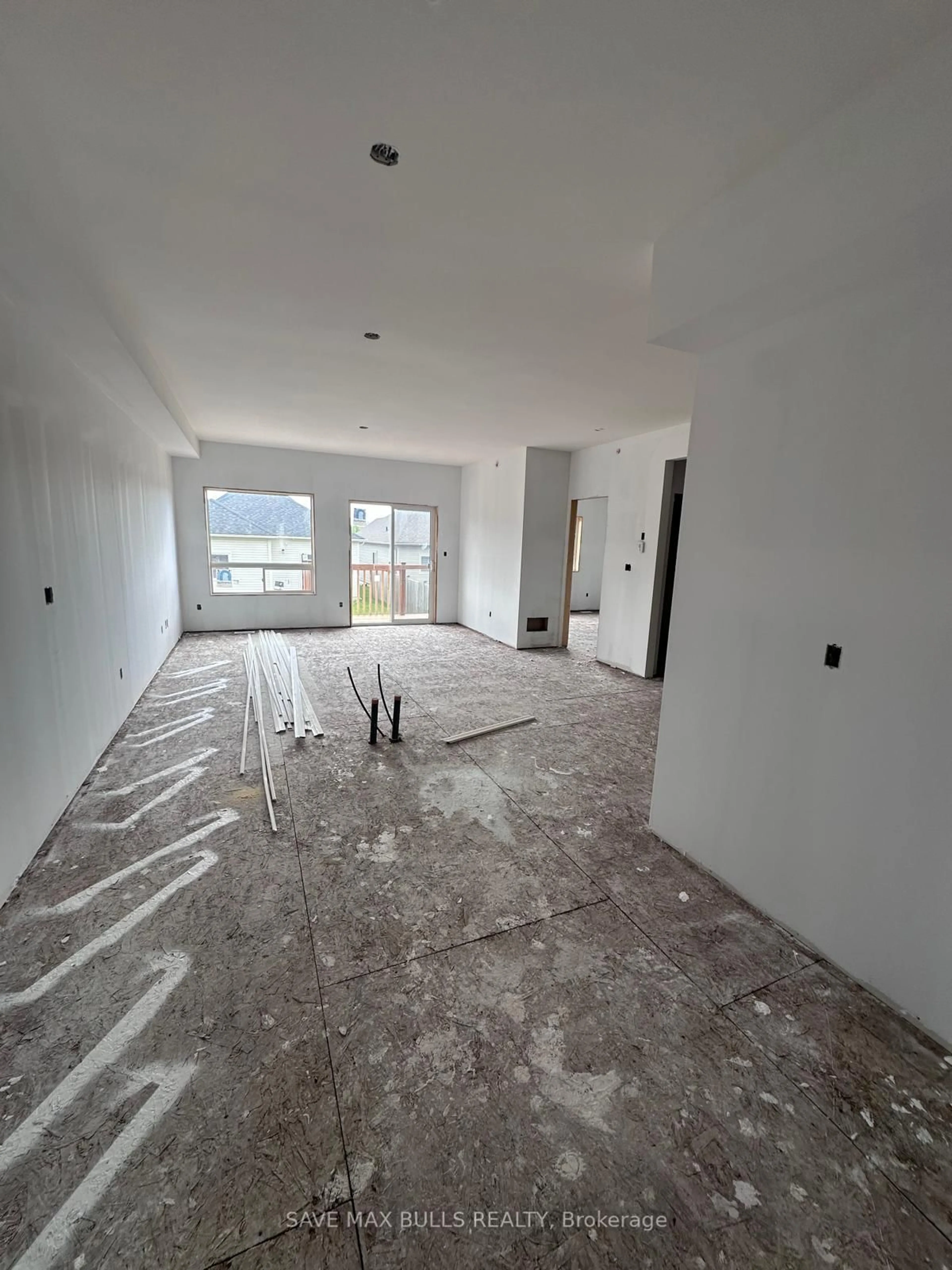 A pic of a room for 397 Garrison Rd #13, Fort Erie Ontario L2A 1N1
