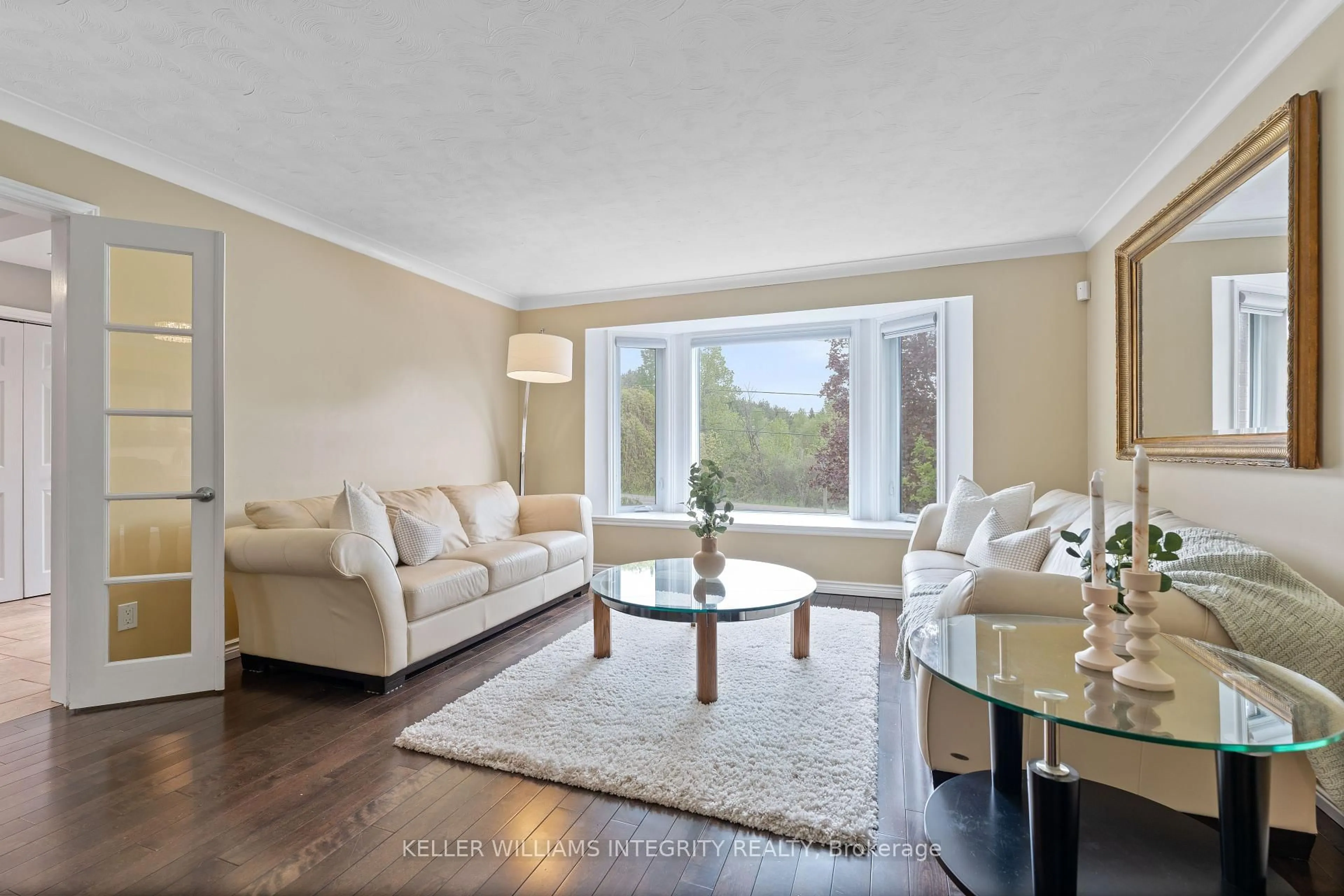 Living room with furniture, unknown for 1893 Rideau Rd, Ottawa Ontario K1X 1E1