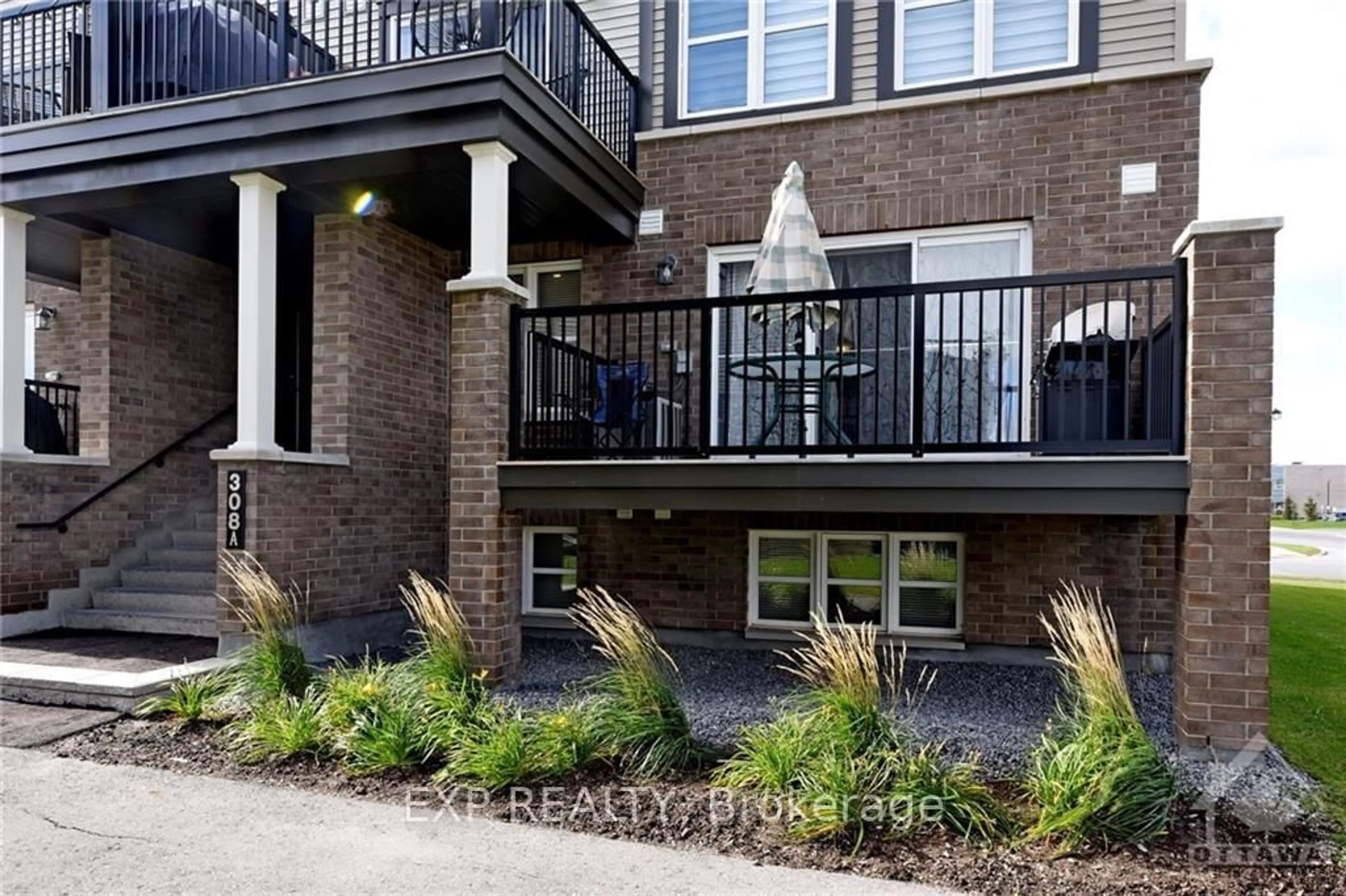 Patio, street for 308 Des Tilleuls Pvt N/A #A, Ottawa Ontario K4A 1B7