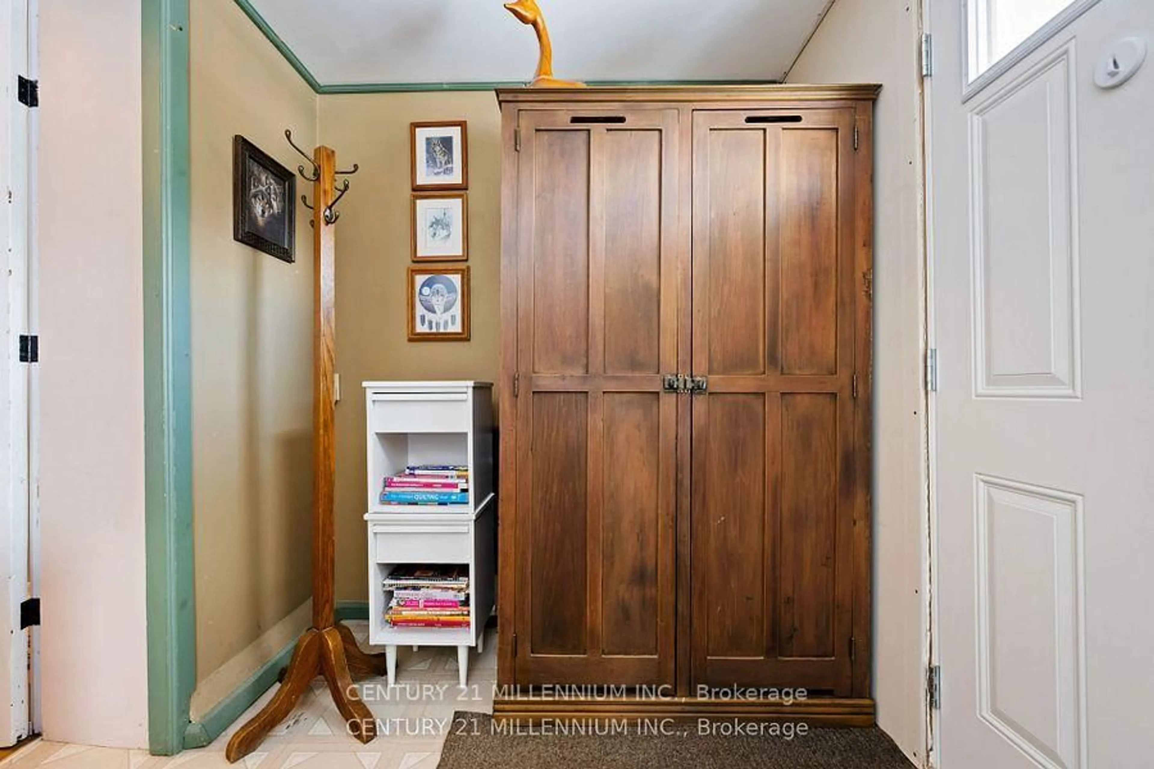 Storage room or clothes room or walk-in closet for 260 Wellington St, Wellington North Ontario N0G 2L2