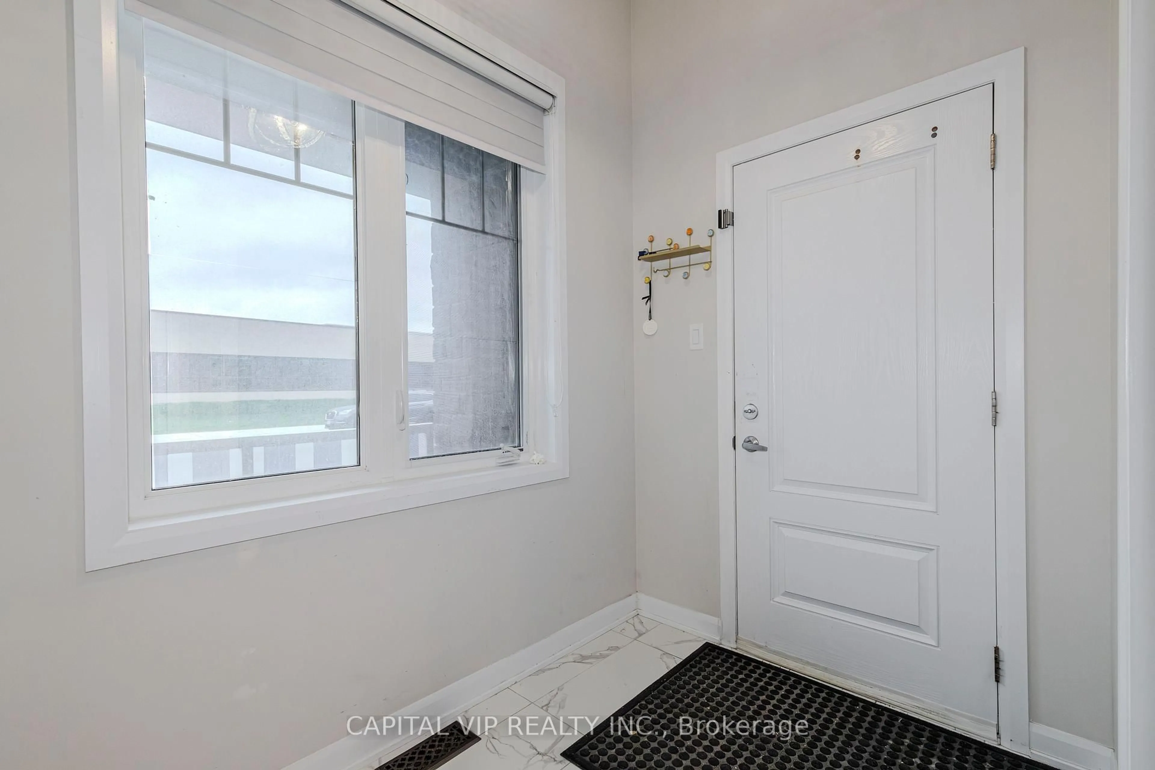 Indoor entryway for 111 Robin Easey Ave, Ottawa Ontario K2J 6S3