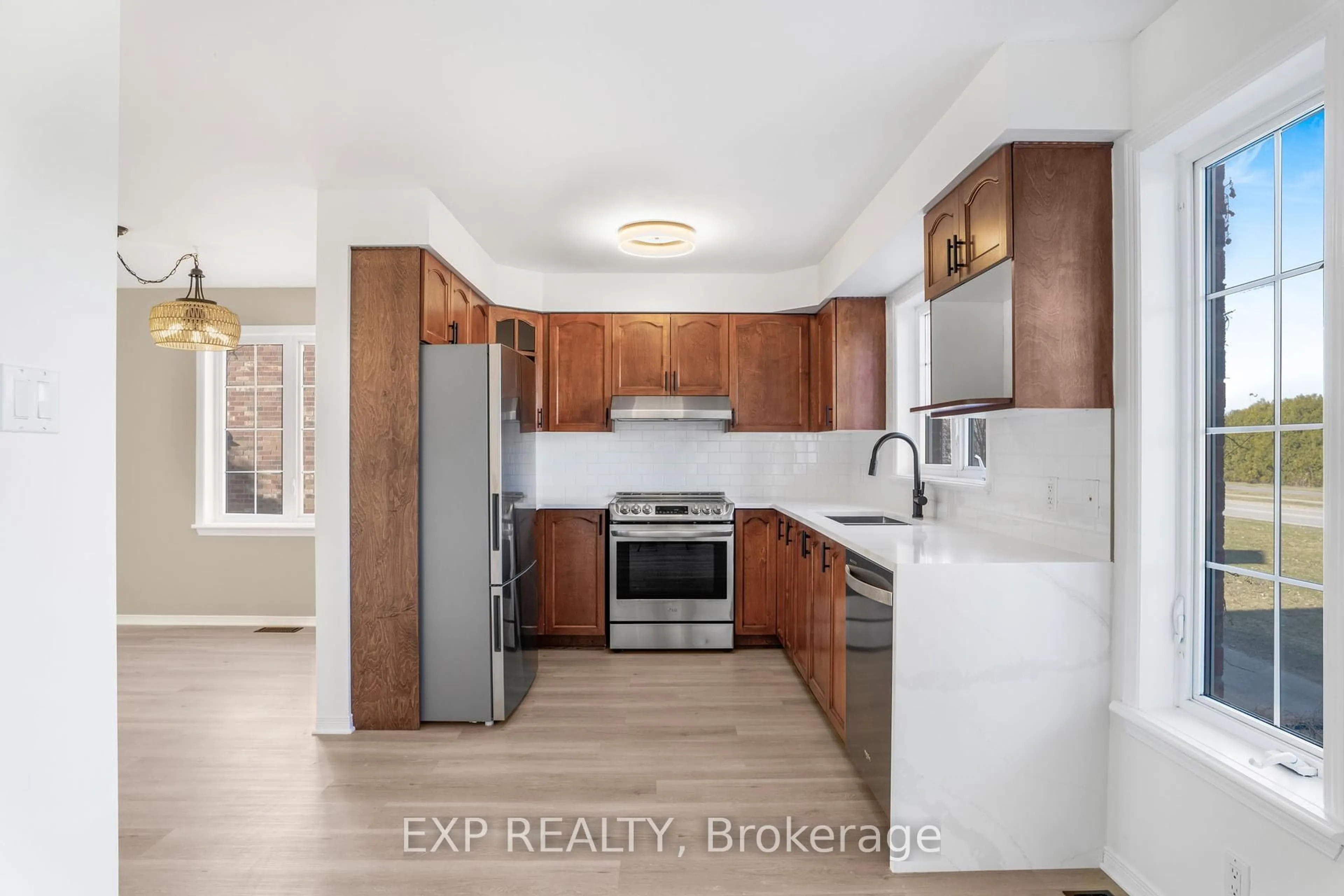 Standard kitchen, unknown for 5 - 70 Edenvale Dr Dr #121, Ottawa Ontario K2K 3N7