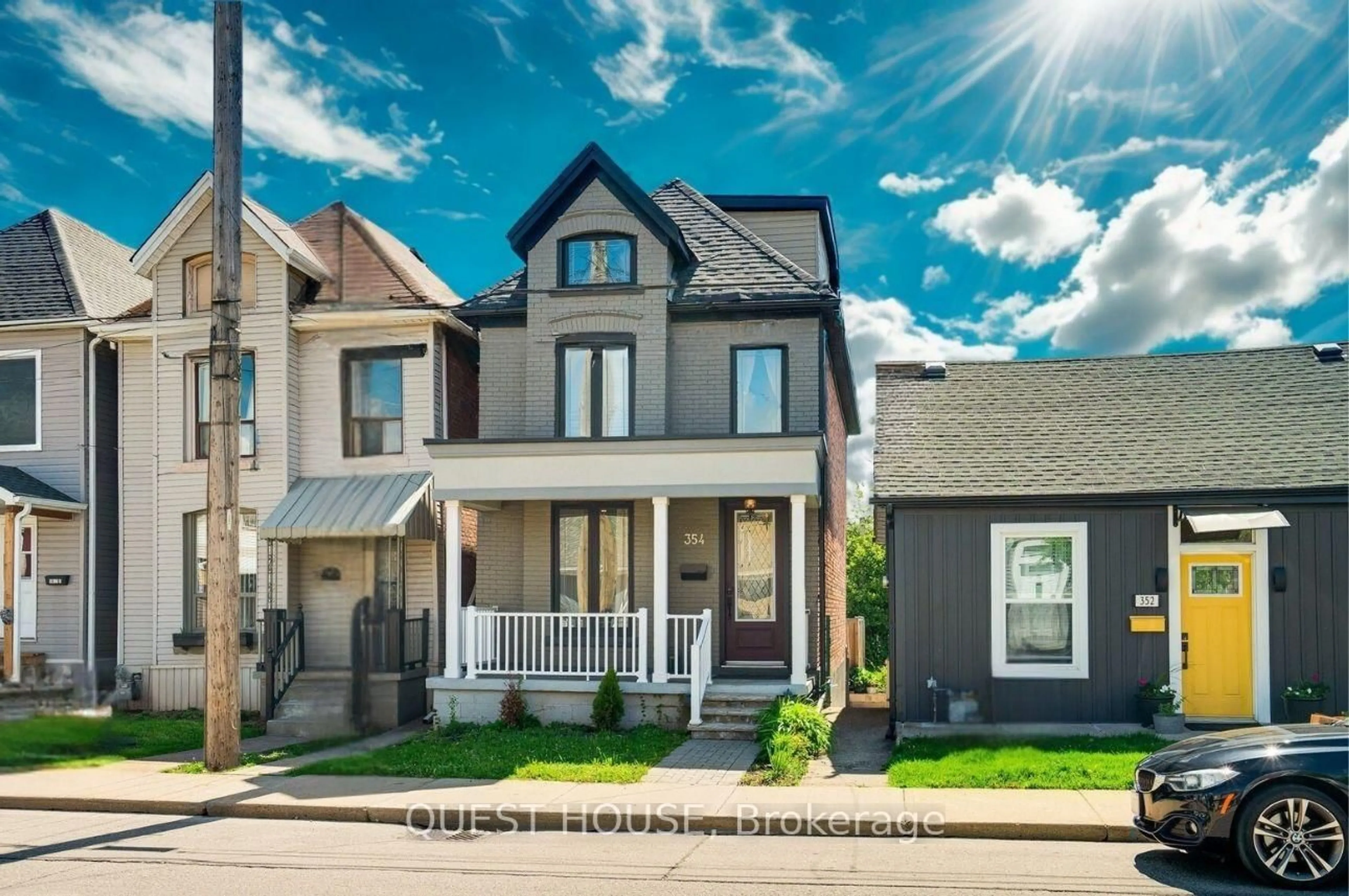 Home with brick exterior material, street for 354 John St, Hamilton Ontario L8L 4R1