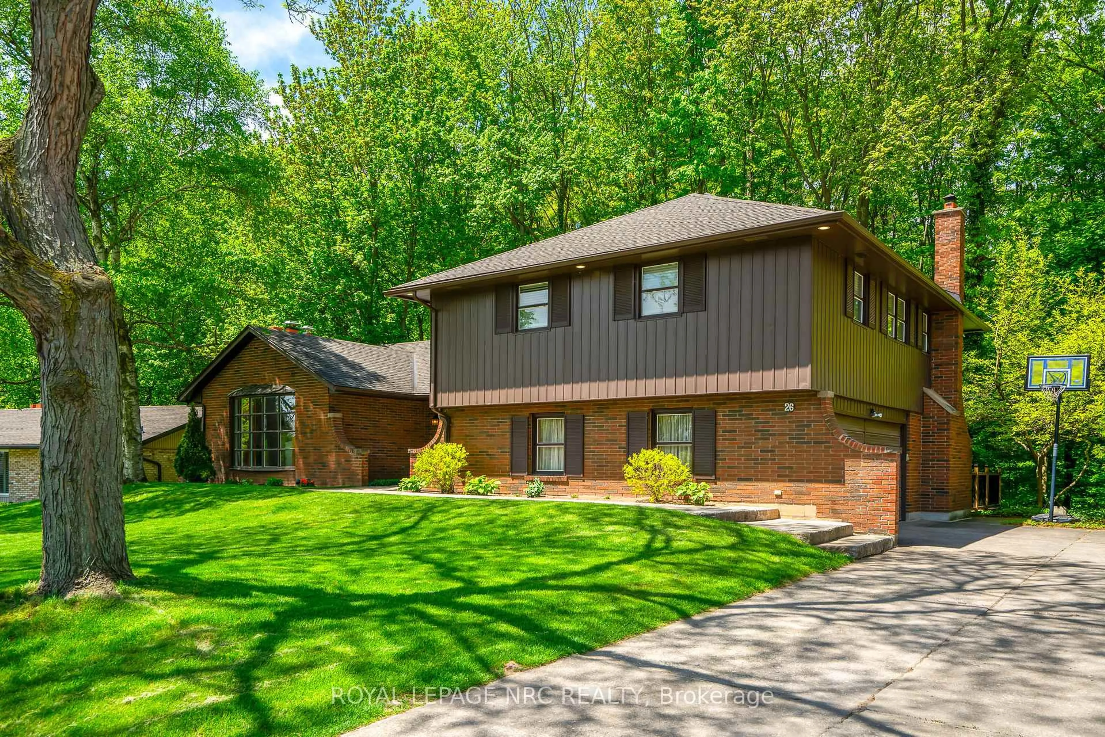 Home with brick exterior material, street for 26 Cherry Ave, Pelham Ontario L0S 1E0