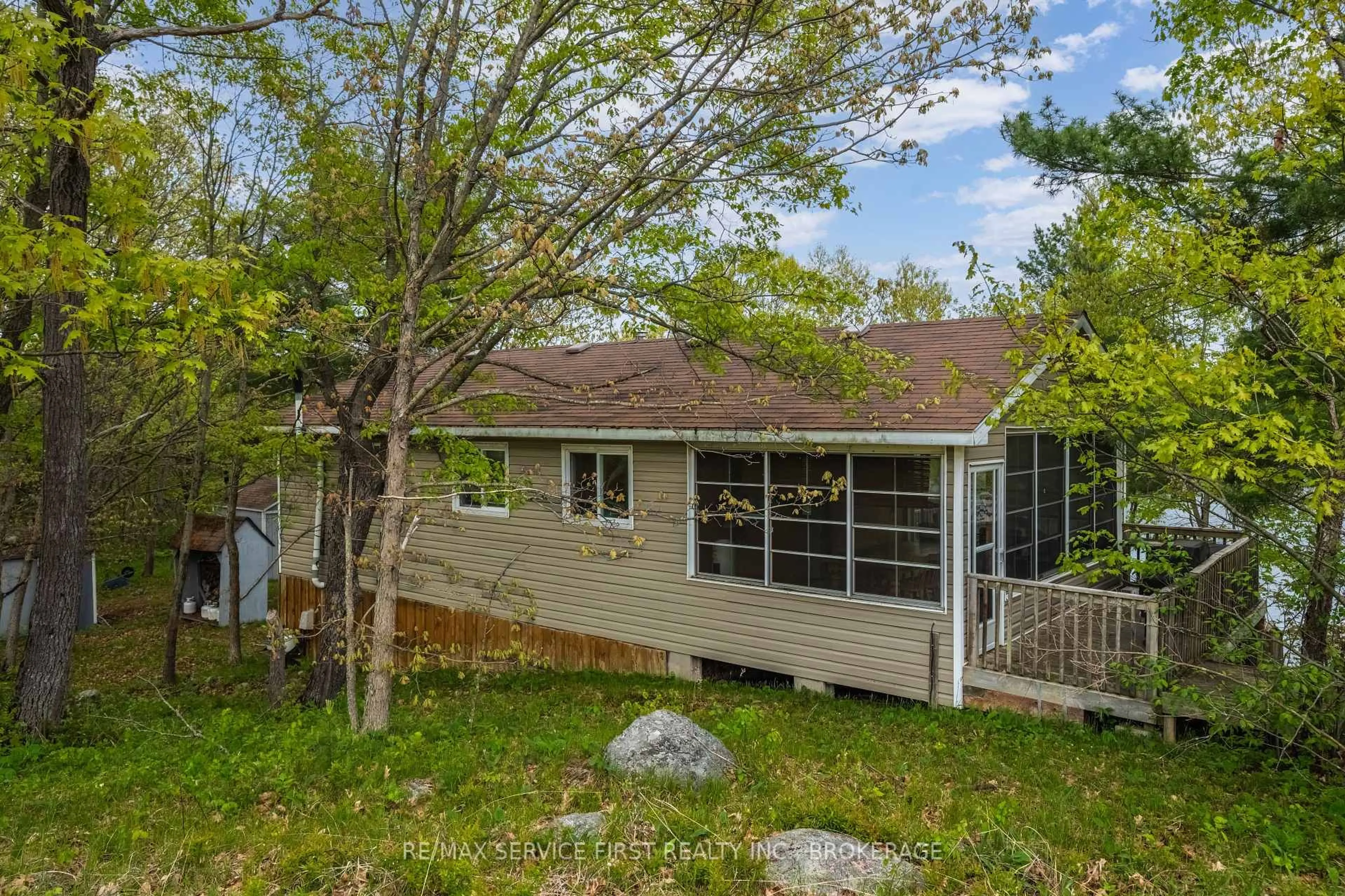 A pic from outside/outdoor area/front of a property/back of a property/a pic from drone, unknown for 5084 Sheffield Long Lake Rd, Tamworth Ontario K0K 3G0