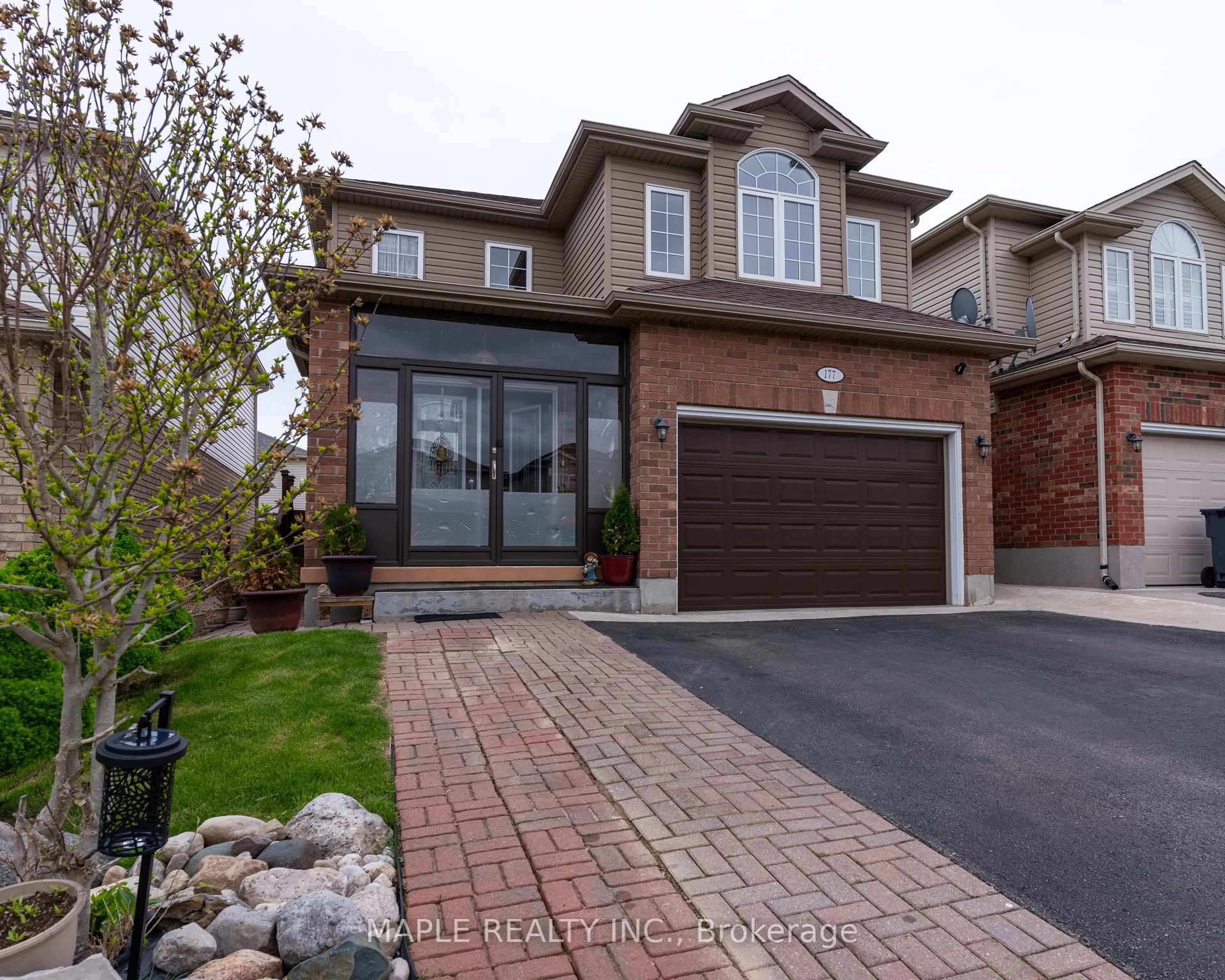 Home with brick exterior material, street for 177 Curzon Cres, Guelph Ontario N1K 0B5