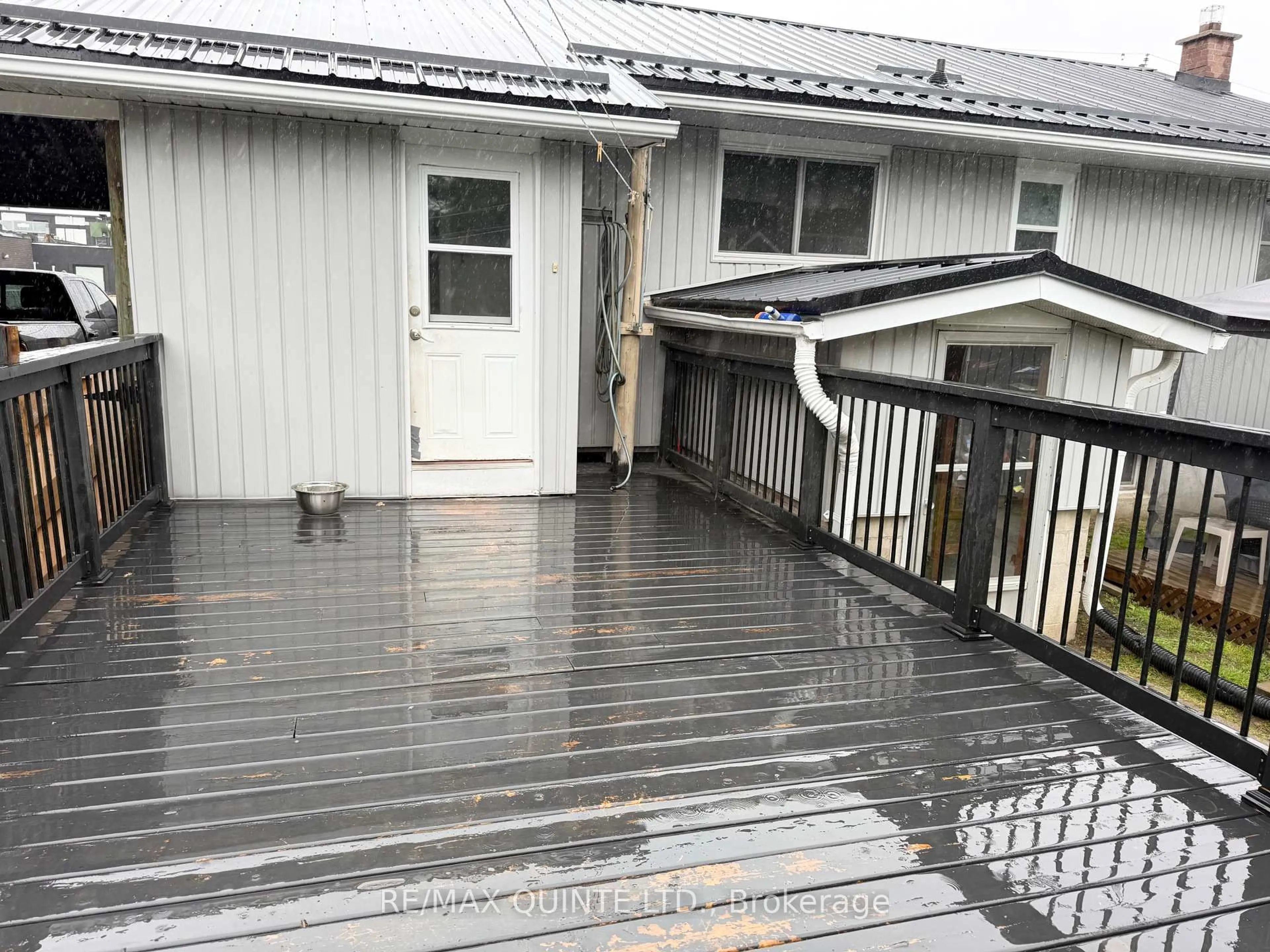 Patio, street for 676 Front St, Quinte West Ontario K8V 4S1