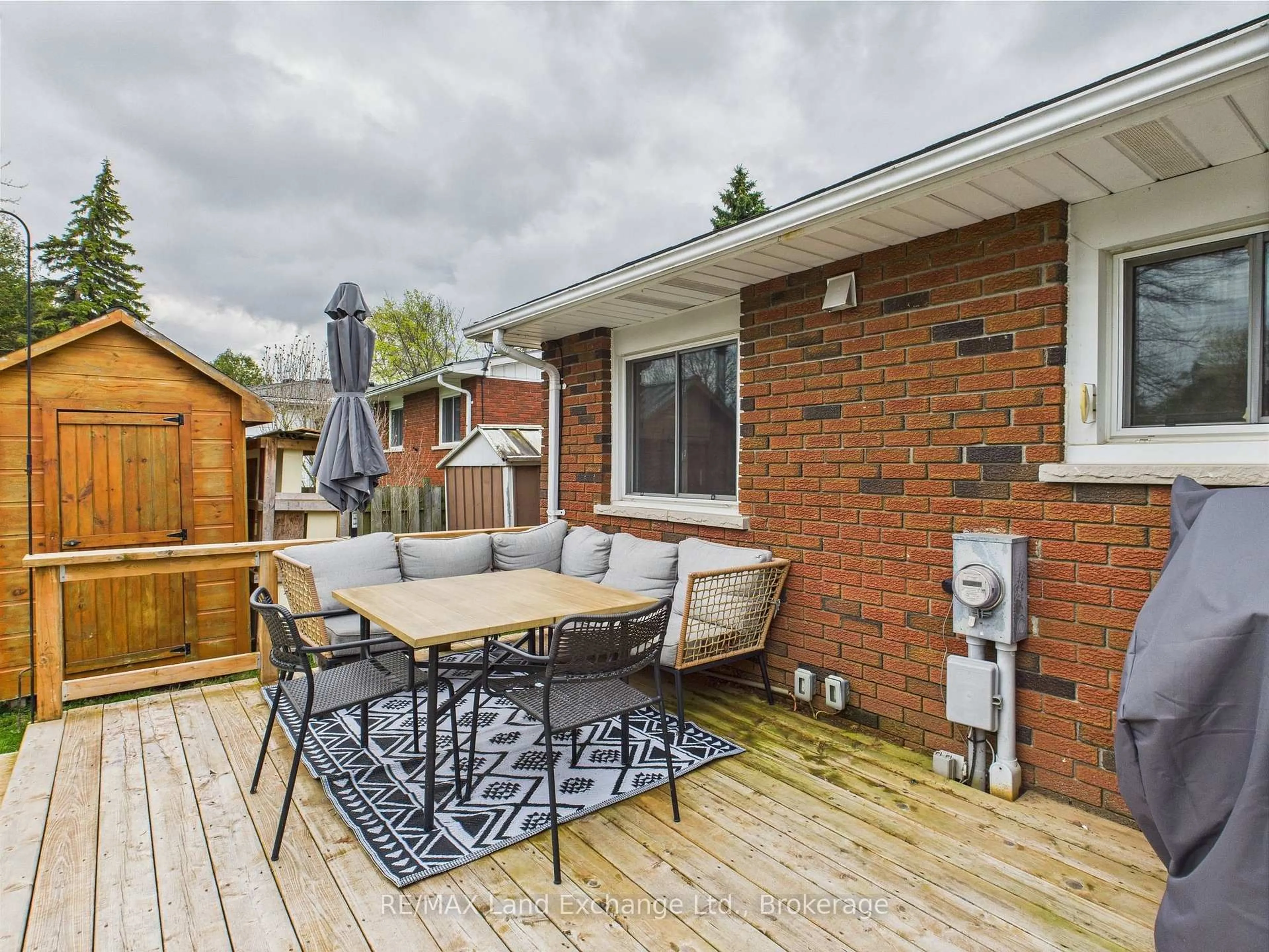 Patio, street for 39 Inverlyn Cres, Kincardine Ontario N2Z 1J2