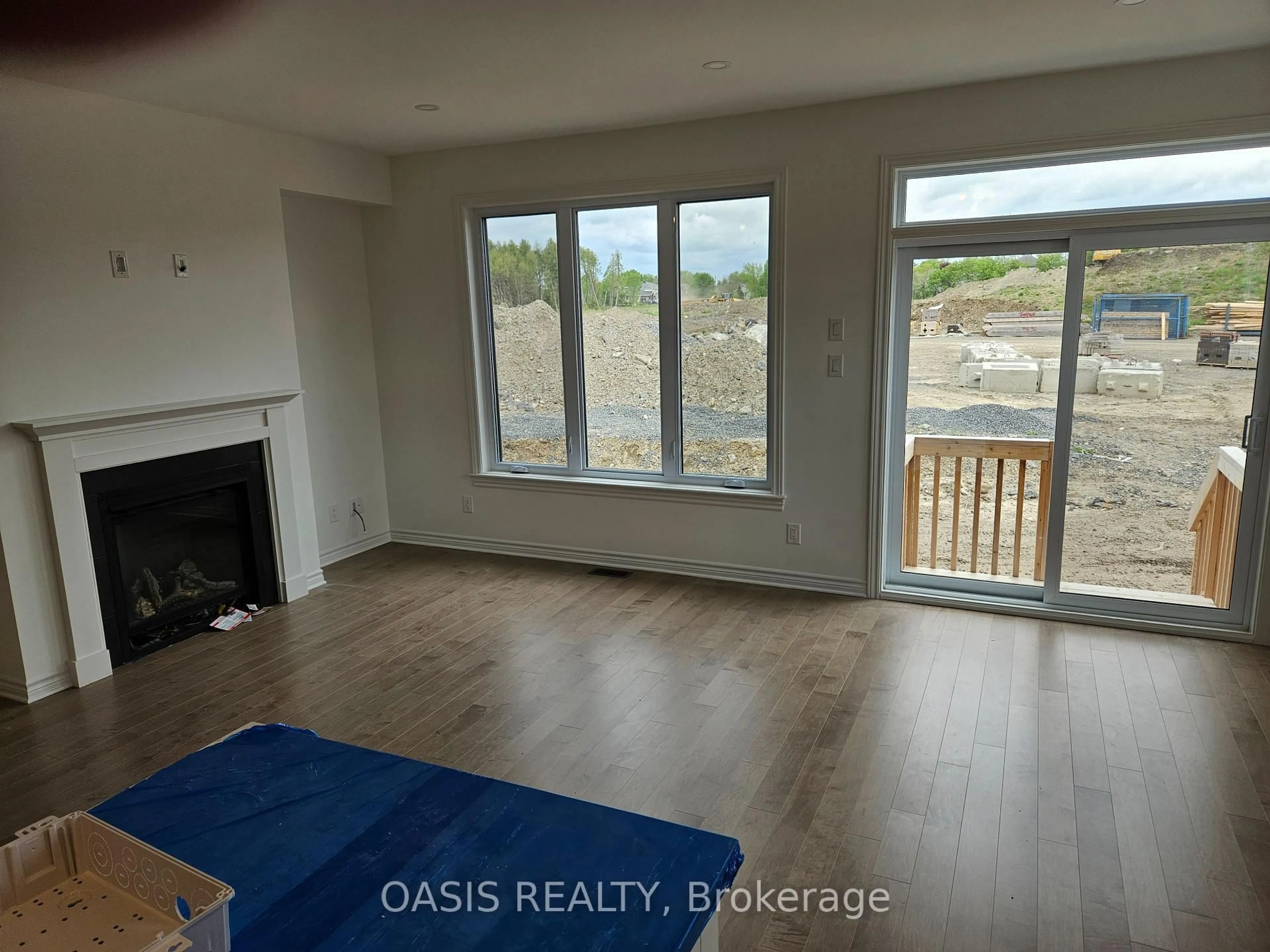 A pic of a room for 1045 Cope Dr, Stittsville Ontario K2S 3B5