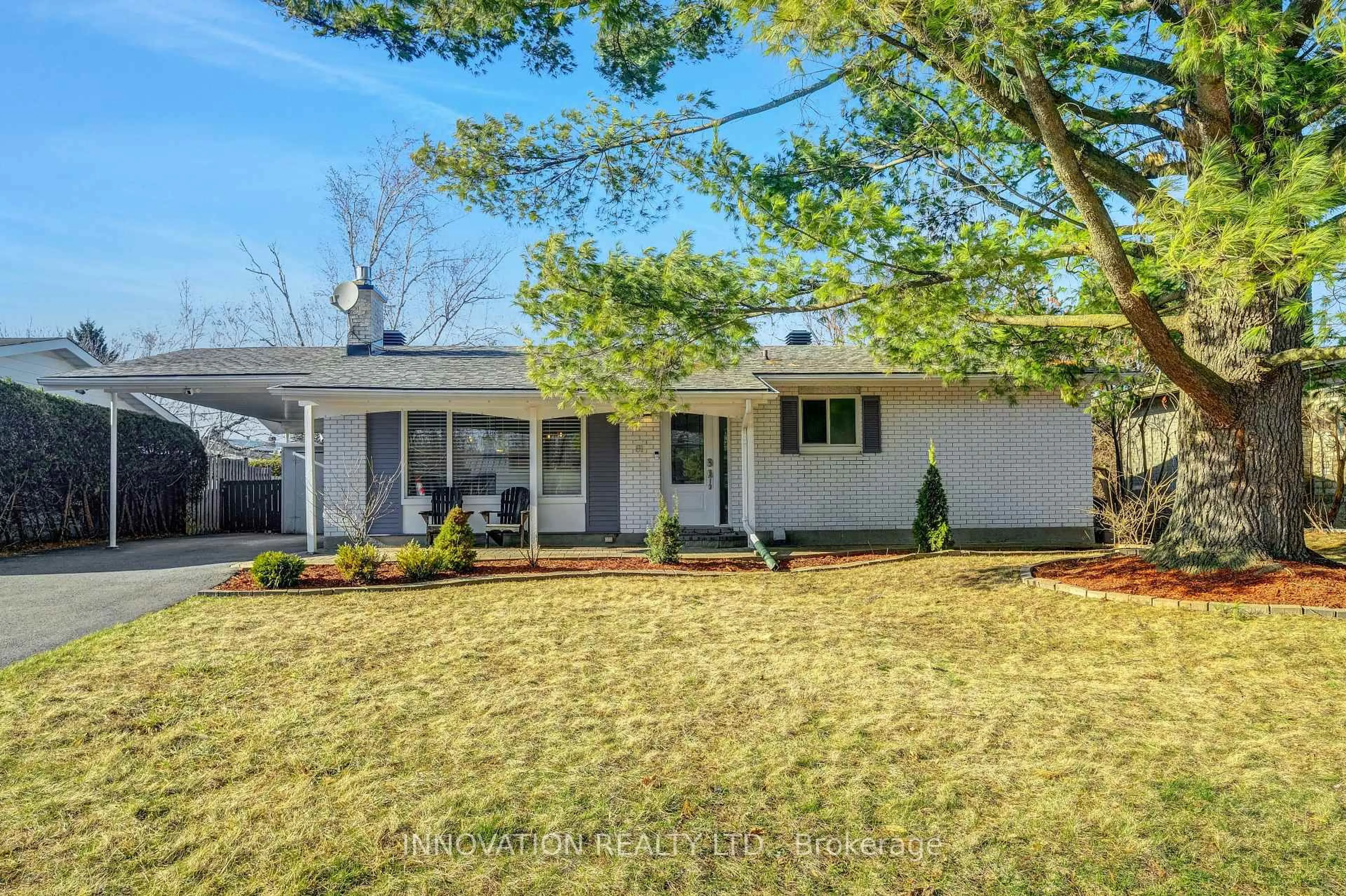 Home with vinyl exterior material, street for 51 Cleadon Dr, Ottawa Ontario K2H 5P4