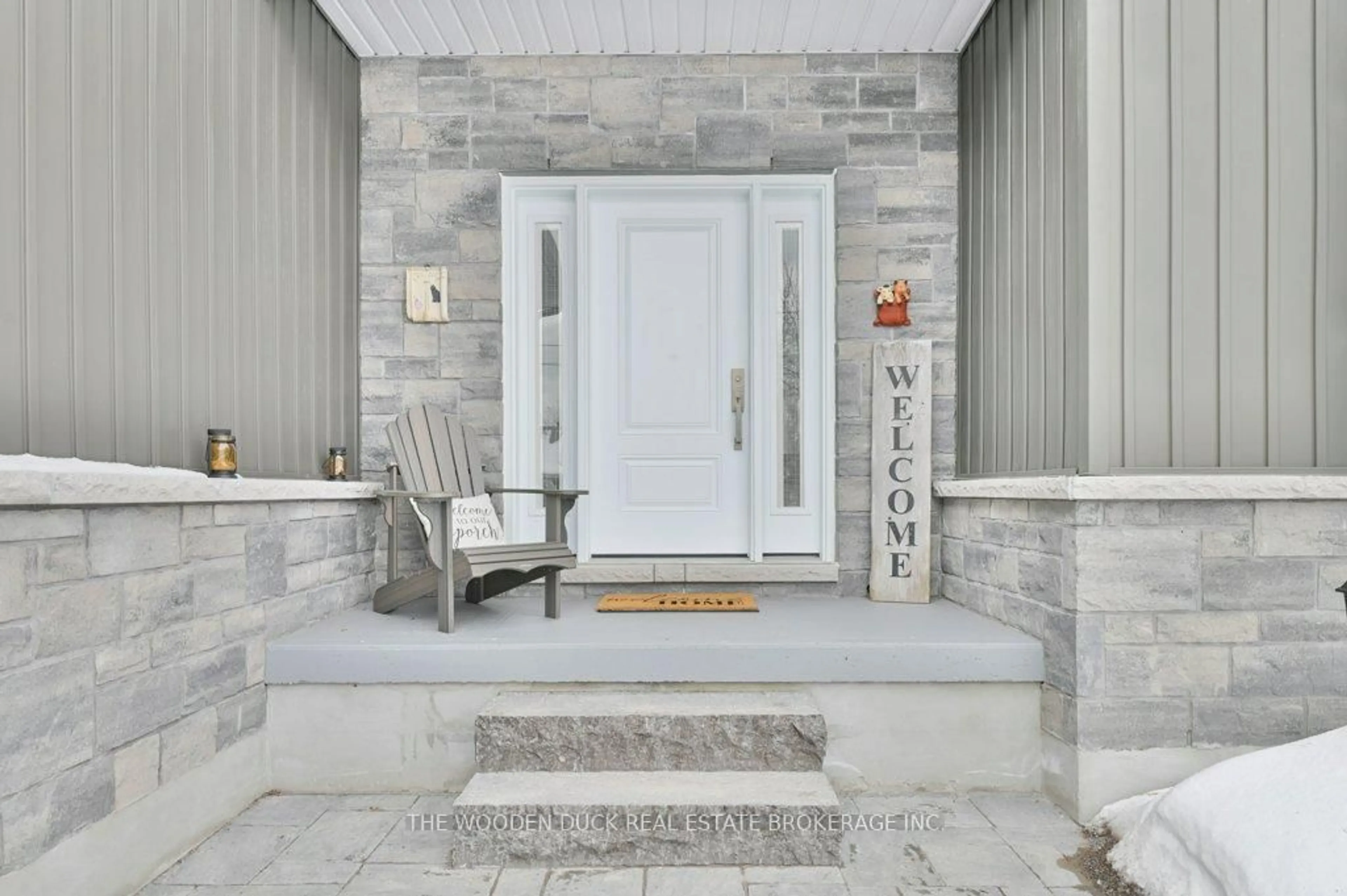 Contemporary bathroom, ceramic/tile floor for 3 Mclean Ave, Havelock-Belmont-Methuen Ontario K0L 1Z0