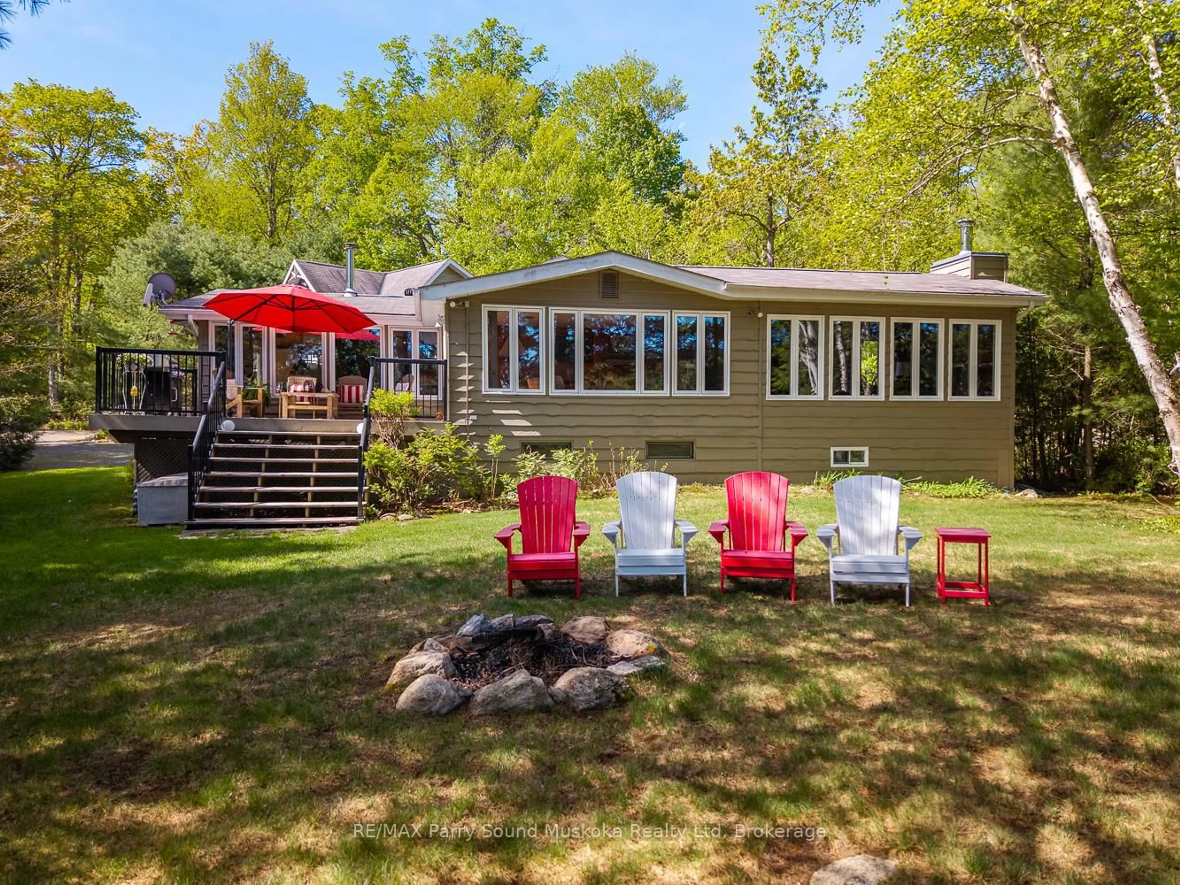 Patio, water/lake/river/ocean view for 3 Maureen Dr, Seguin Ontario P2A 2W8