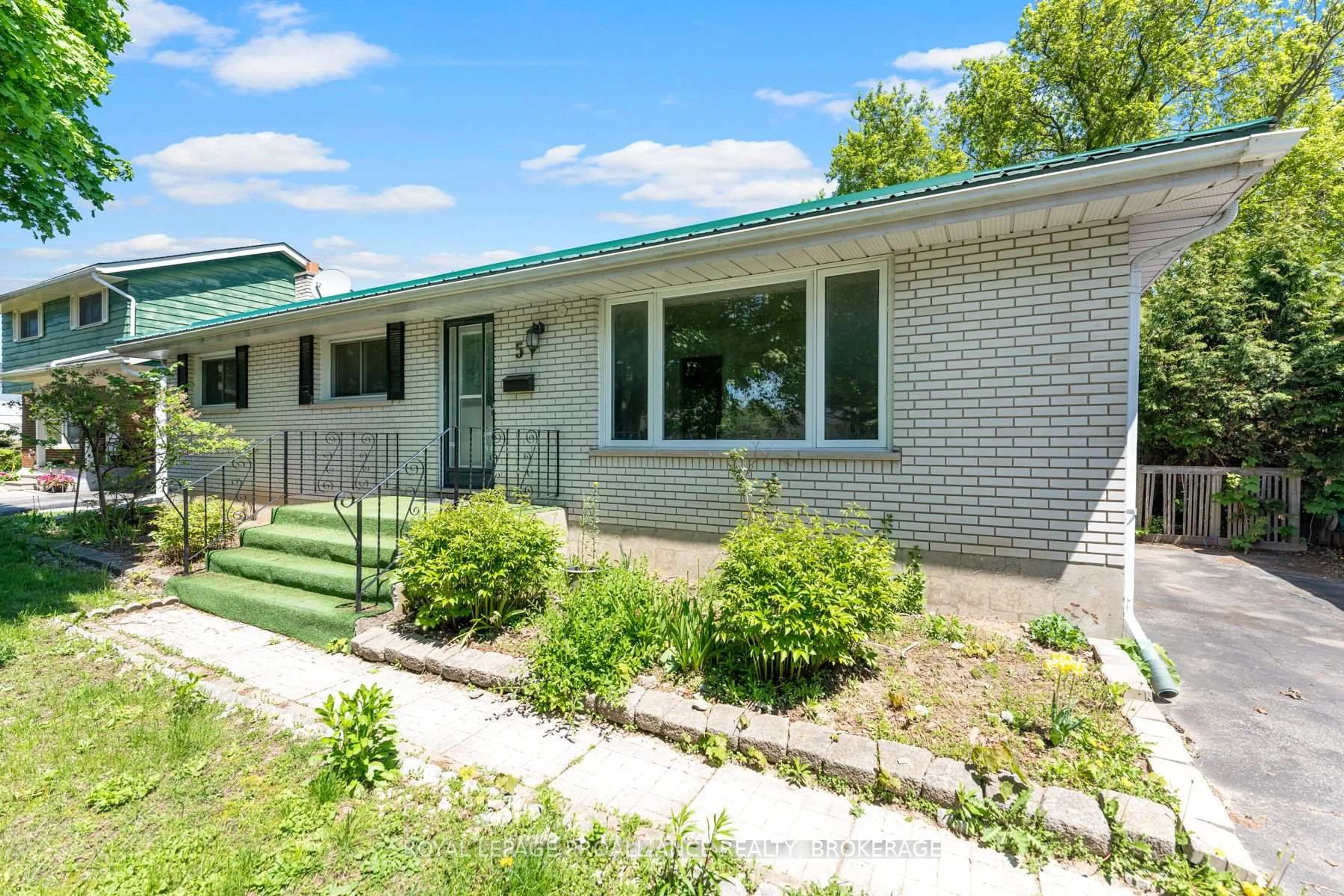 Home with brick exterior material, street for 5 Armour Cres, Quinte West Ontario K8V 2V9