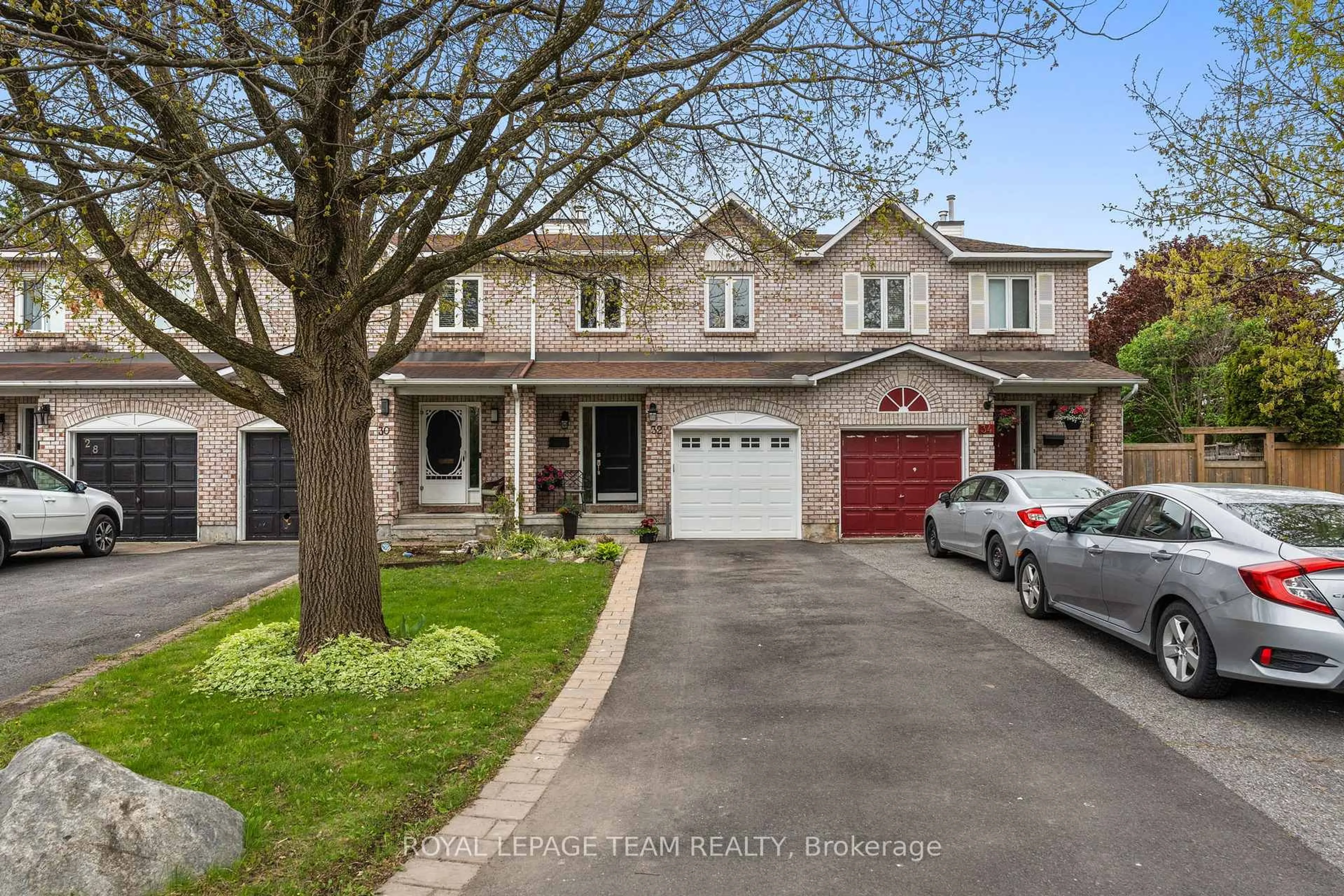 Unknown for 32 Whitegate Cres, Ottawa Ontario K2J 4B6