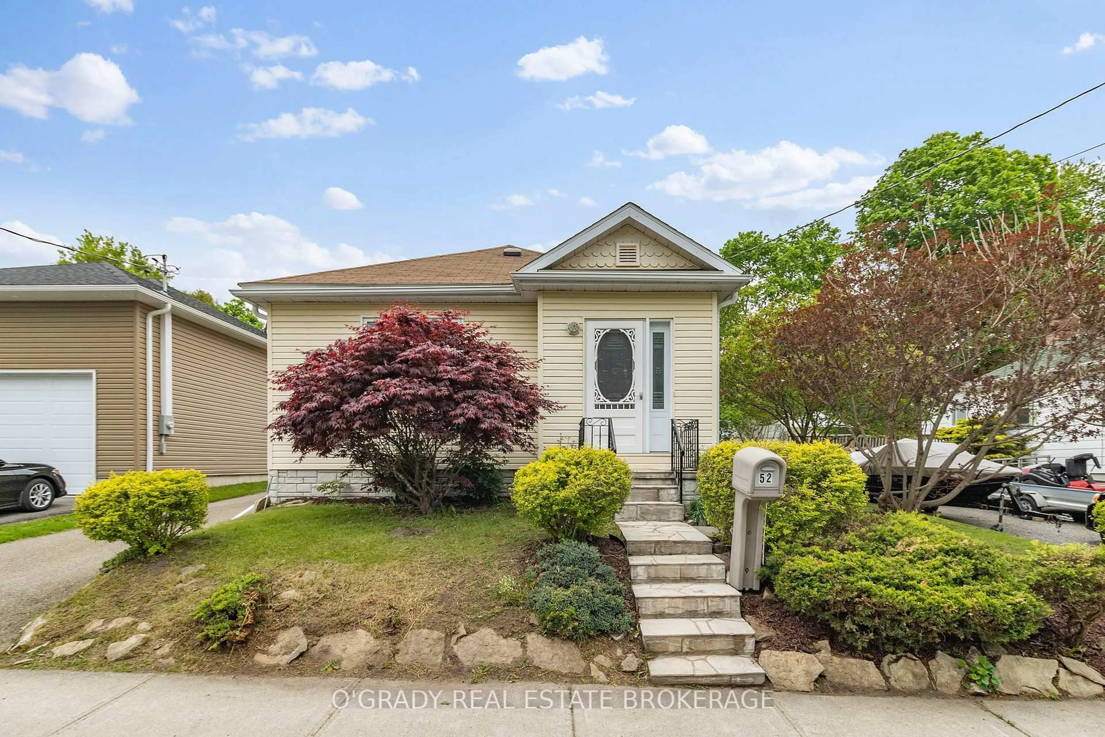 Unknown for 52 Hubbell St, Brockville Ontario K6V 4K5