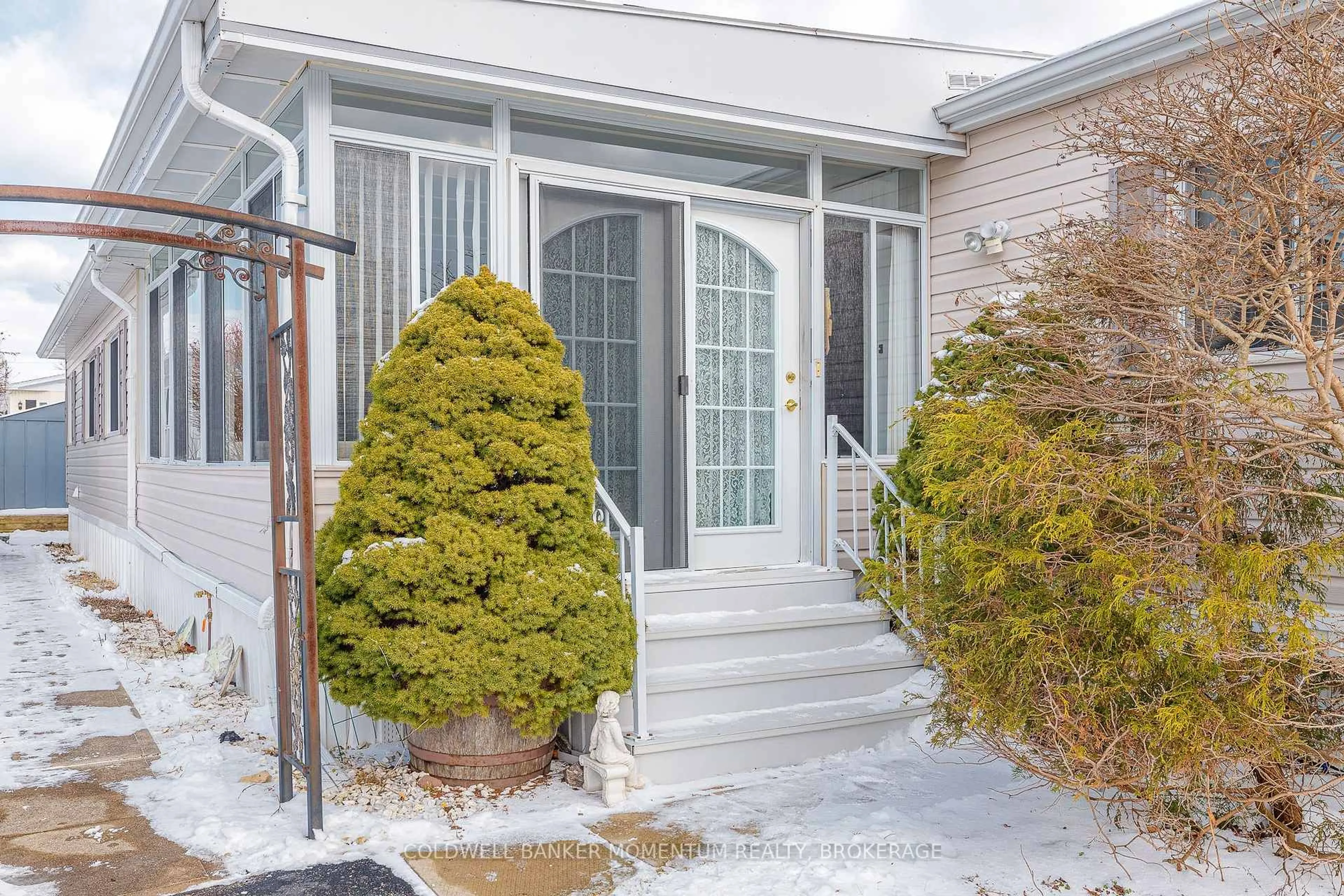 Unknown for 3033 Townline Rd #52, Fort Erie Ontario L0R 1S0