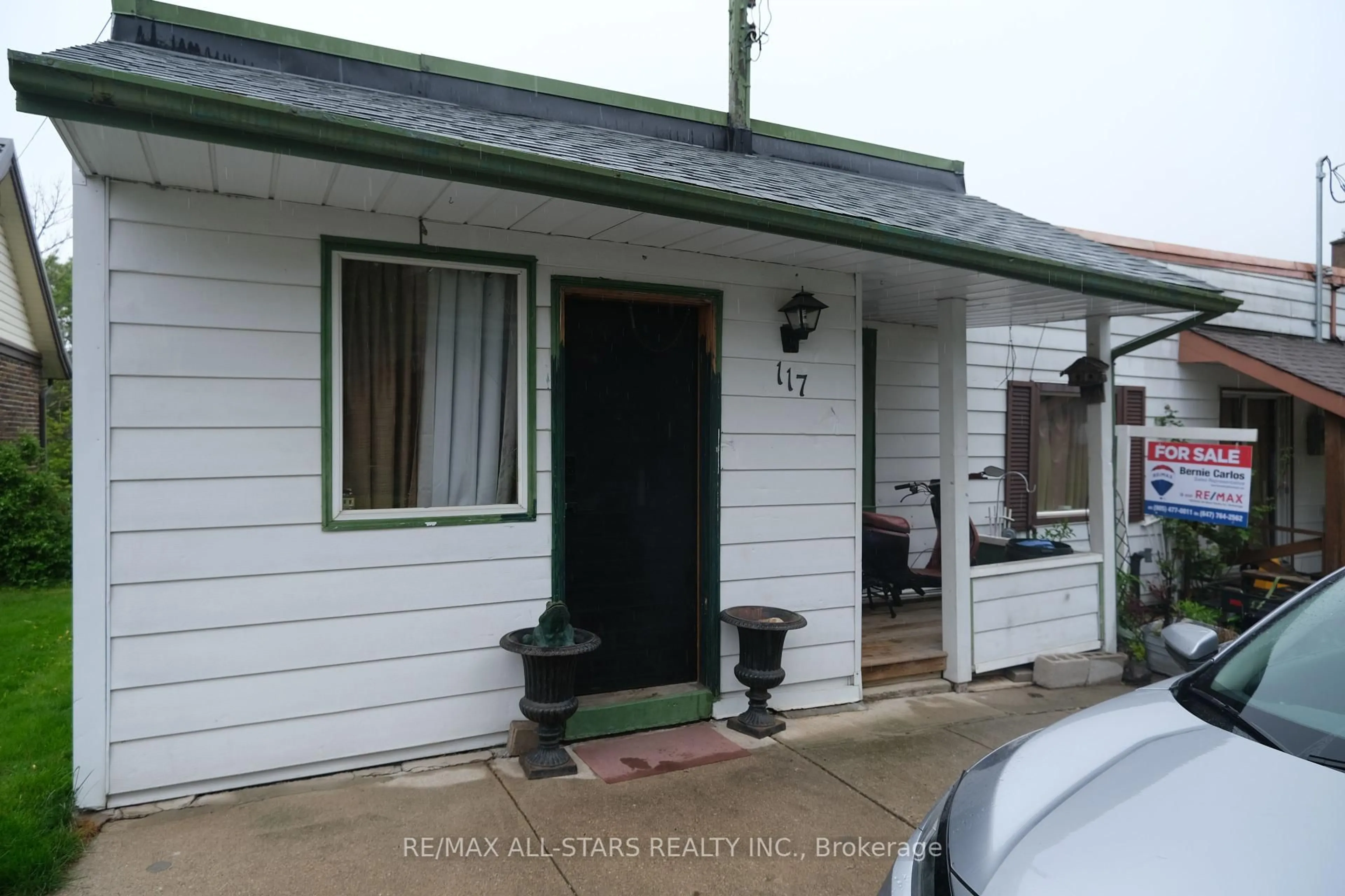 Unknown for 117 Front St, Wilmot Ontario N0B 2E0
