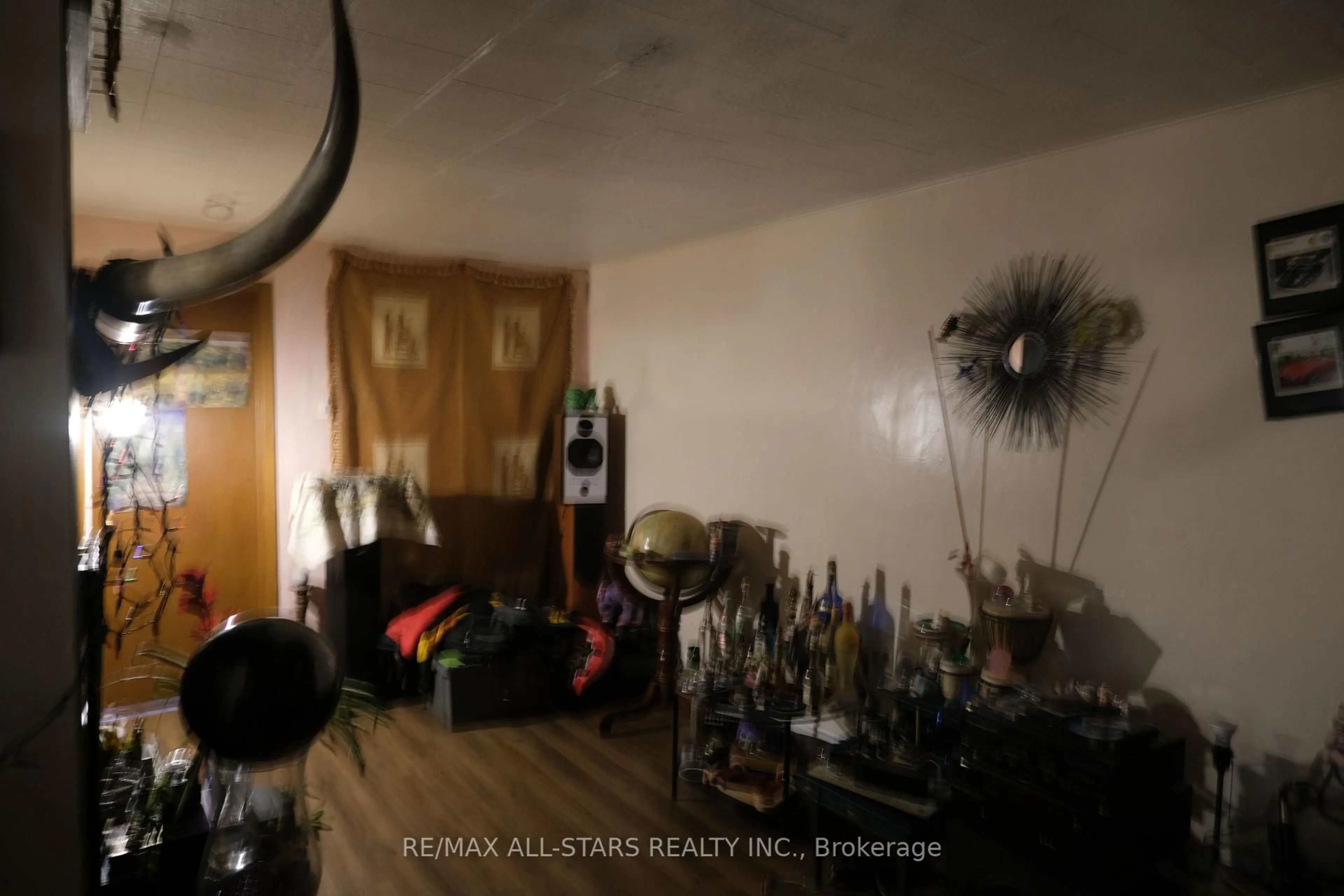 A pic of a room for 117 Front St, Wilmot Ontario N0B 2E0