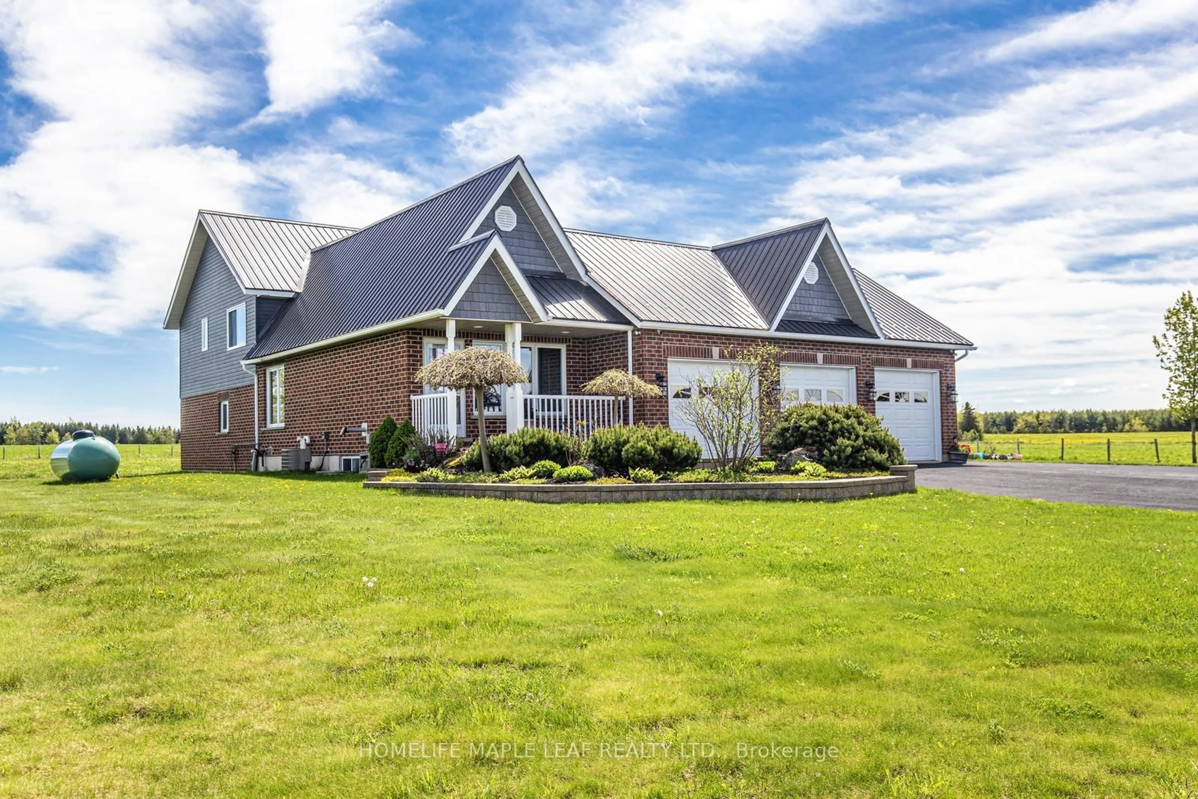 Home with vinyl exterior material, unknown for 395115 County Road 12, Amaranth Ontario L9W 0N4