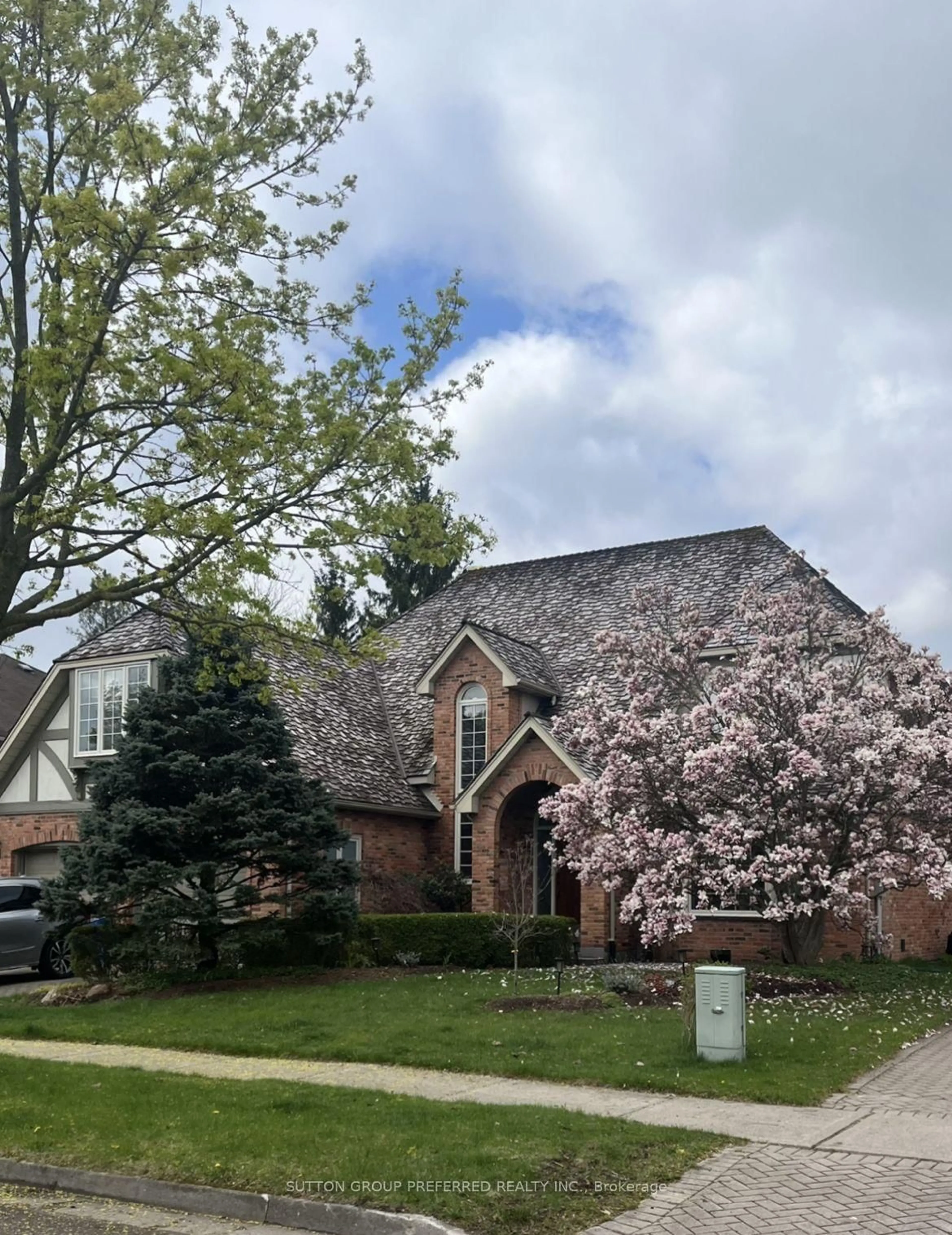 Home with brick exterior material, street for 112 Hartson Rd, London North Ontario N6H 4Z5
