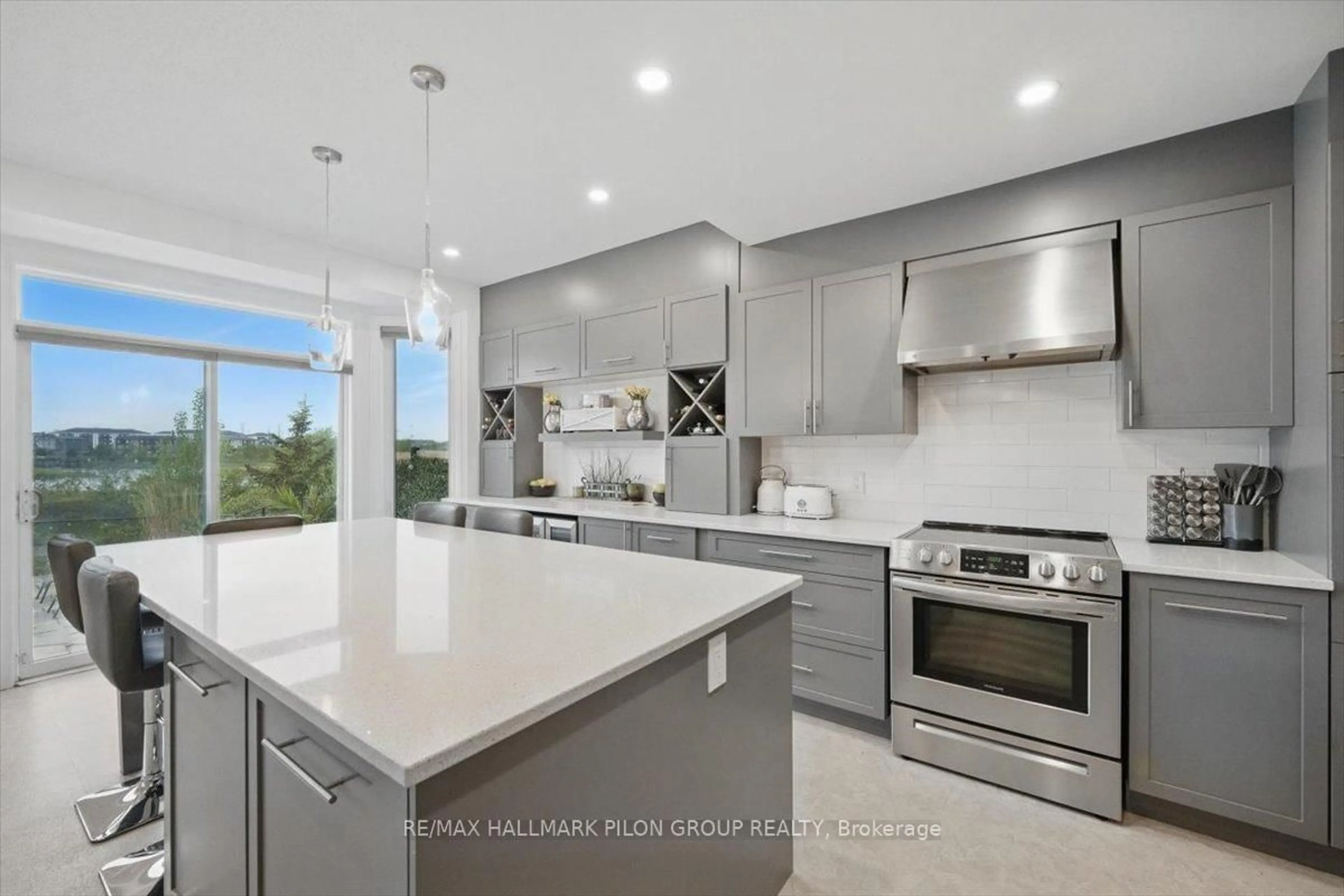 Contemporary kitchen, ceramic/tile floor for 2263 Sandman Cres, Ottawa Ontario K4A 4V7