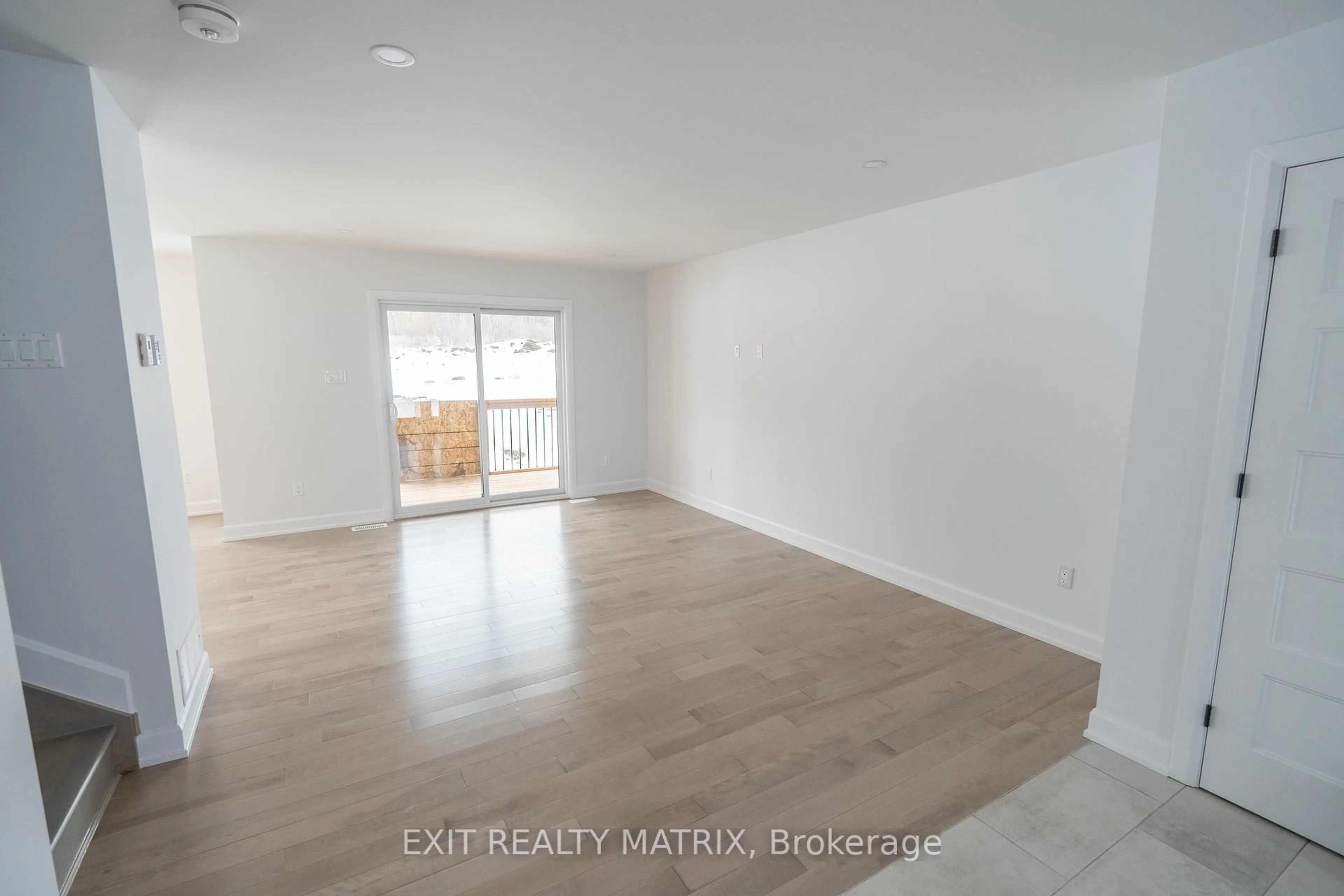 A pic of a room for 1409 Caroline Crt, Cornwall Ontario K6J 0C5