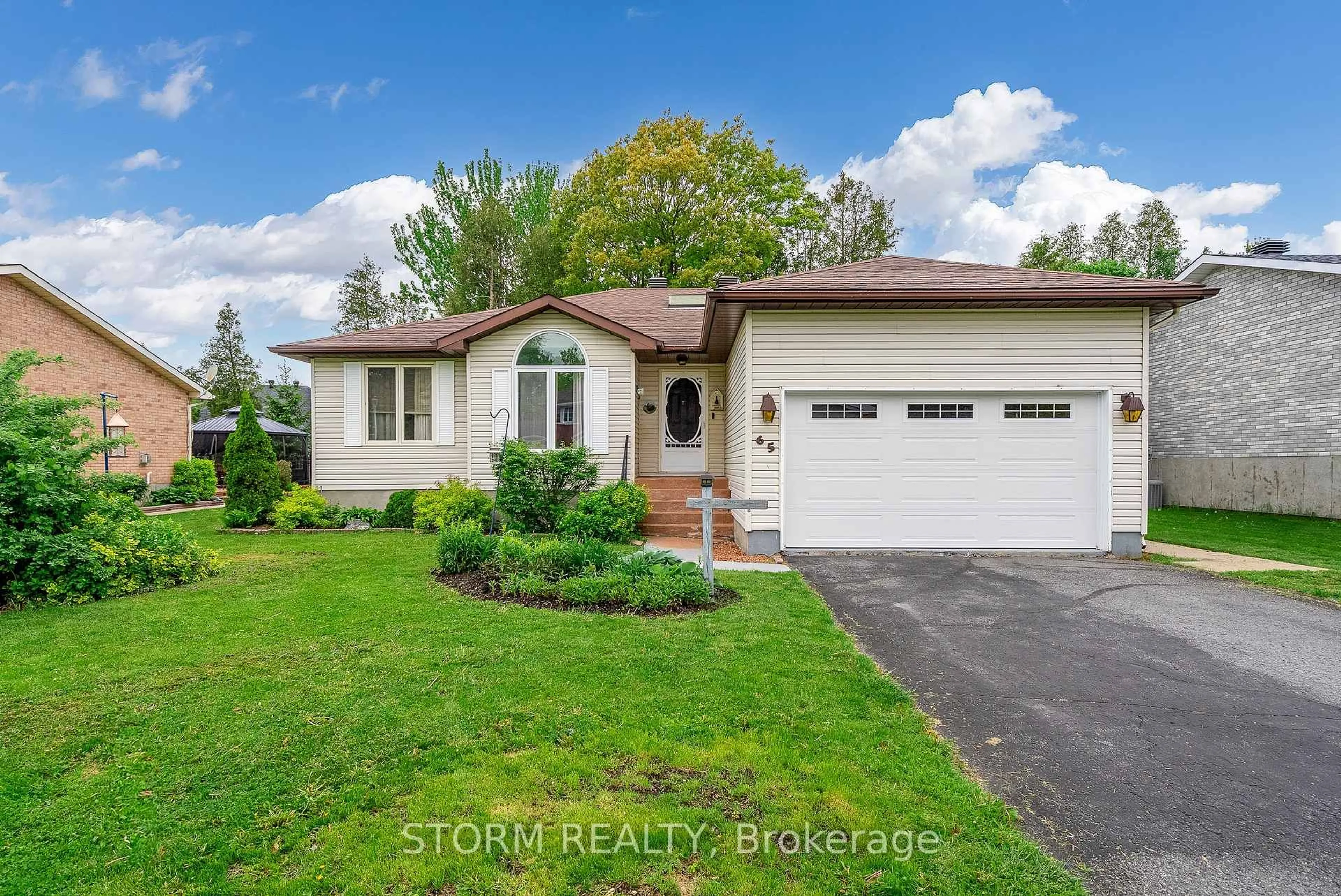 Unknown for 65 Hickory St, South Stormont Ontario K0C 1M0