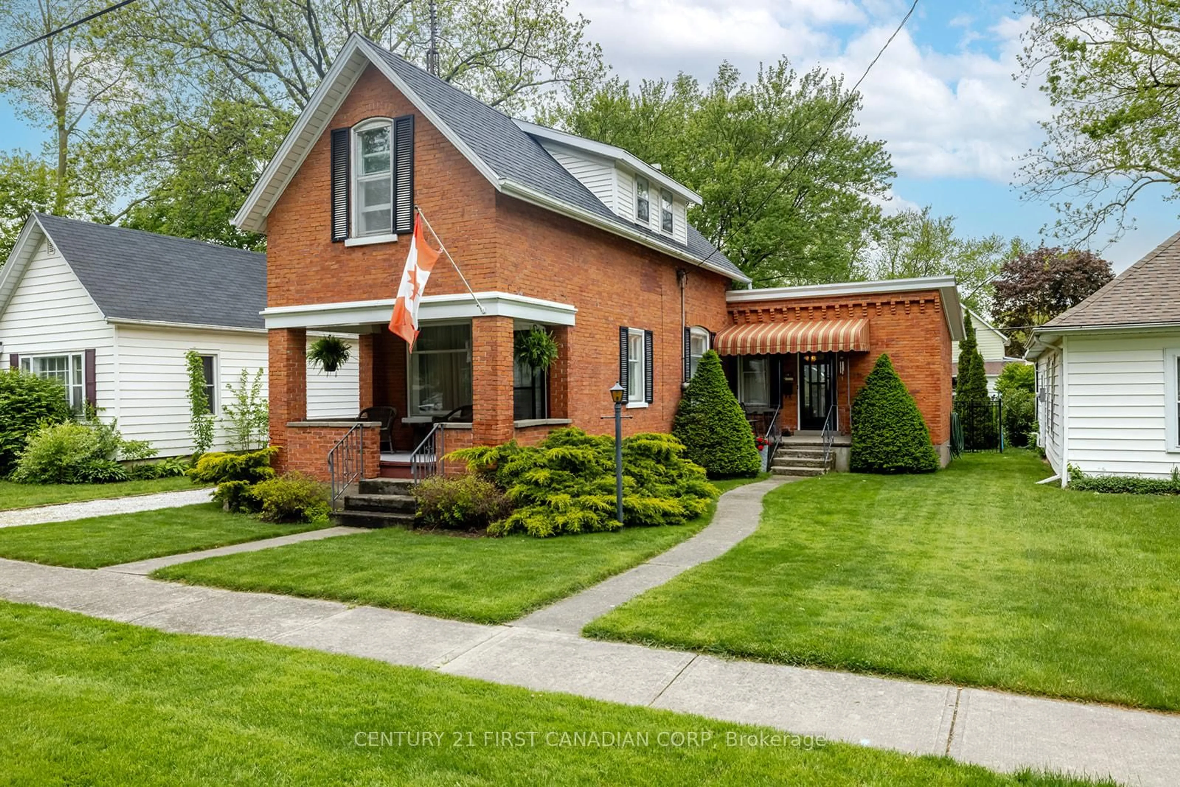 Home with brick exterior material, street for 14 Jane St, Chatham-Kent Ontario N0P 2C0