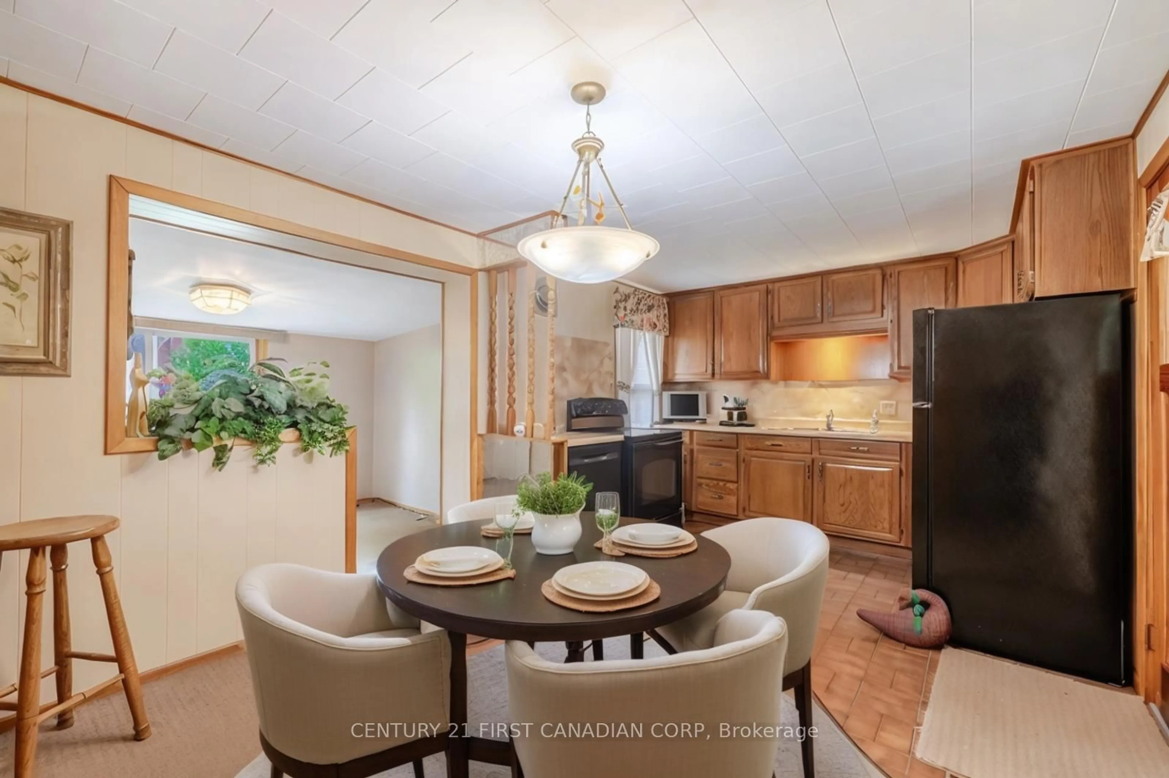 Dining room, unknown for 14 Jane St, Chatham-Kent Ontario N0P 2C0