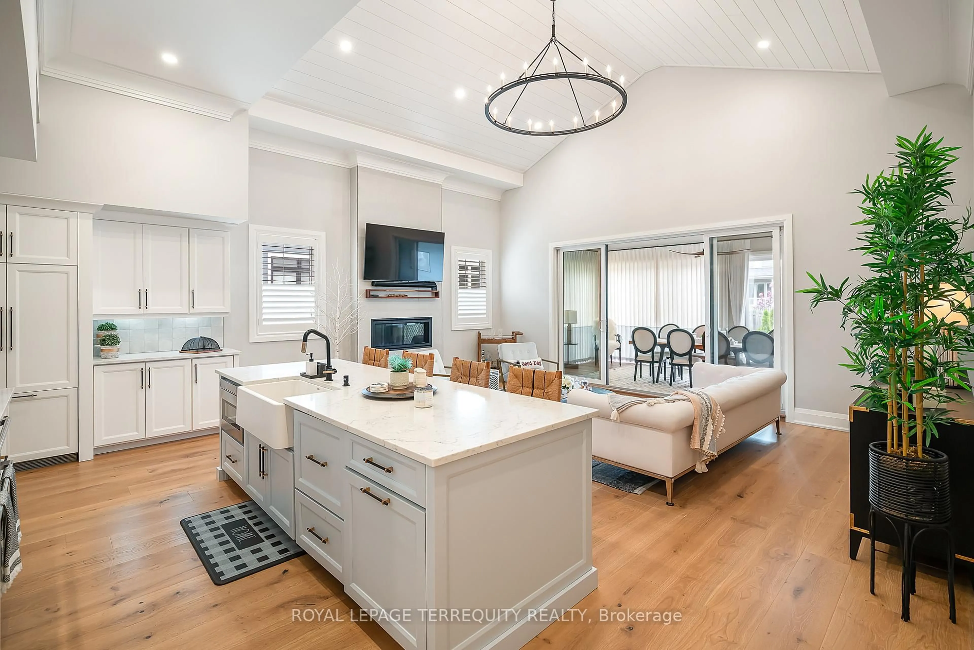 Open concept kitchen, unknown for 1A Bayberry Lane, Niagara-on-the-Lake Ontario L0S 1J0