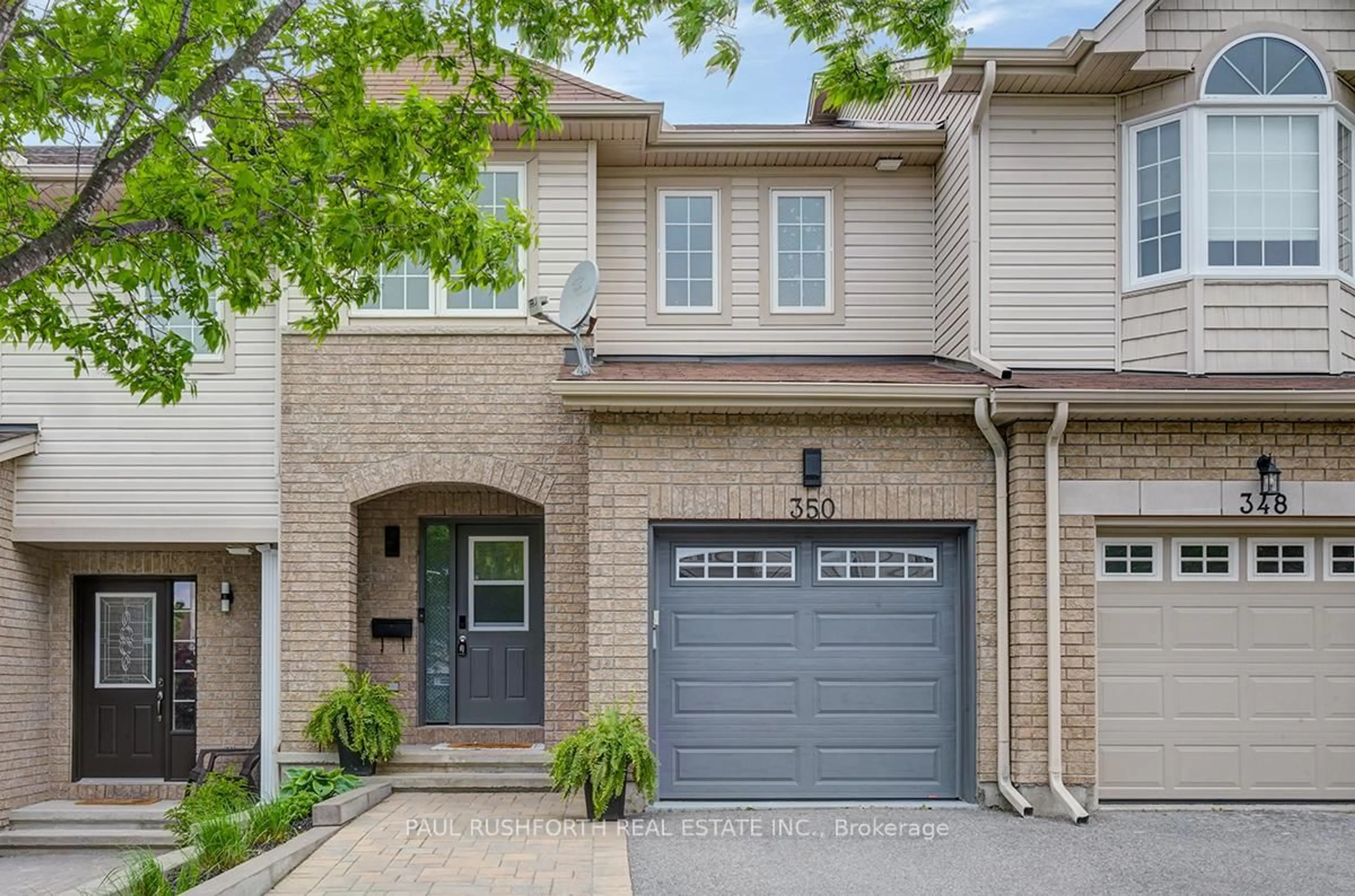 Home with brick exterior material, street for 350 Rolling Meadow Cres, Ottawa Ontario K1W 0A7