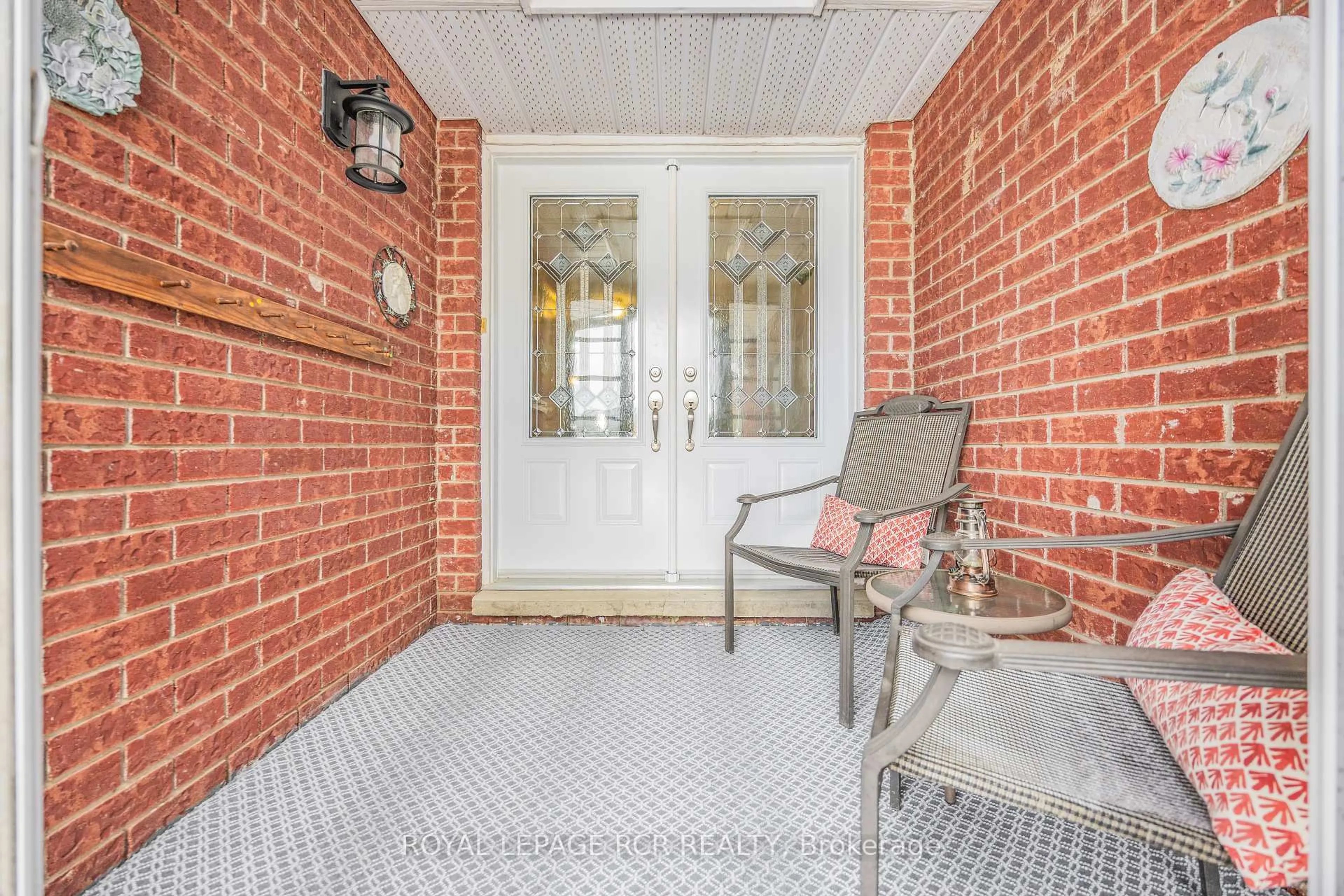 Unknown for 3 Henry St, Amaranth Ontario L9W 3Z1