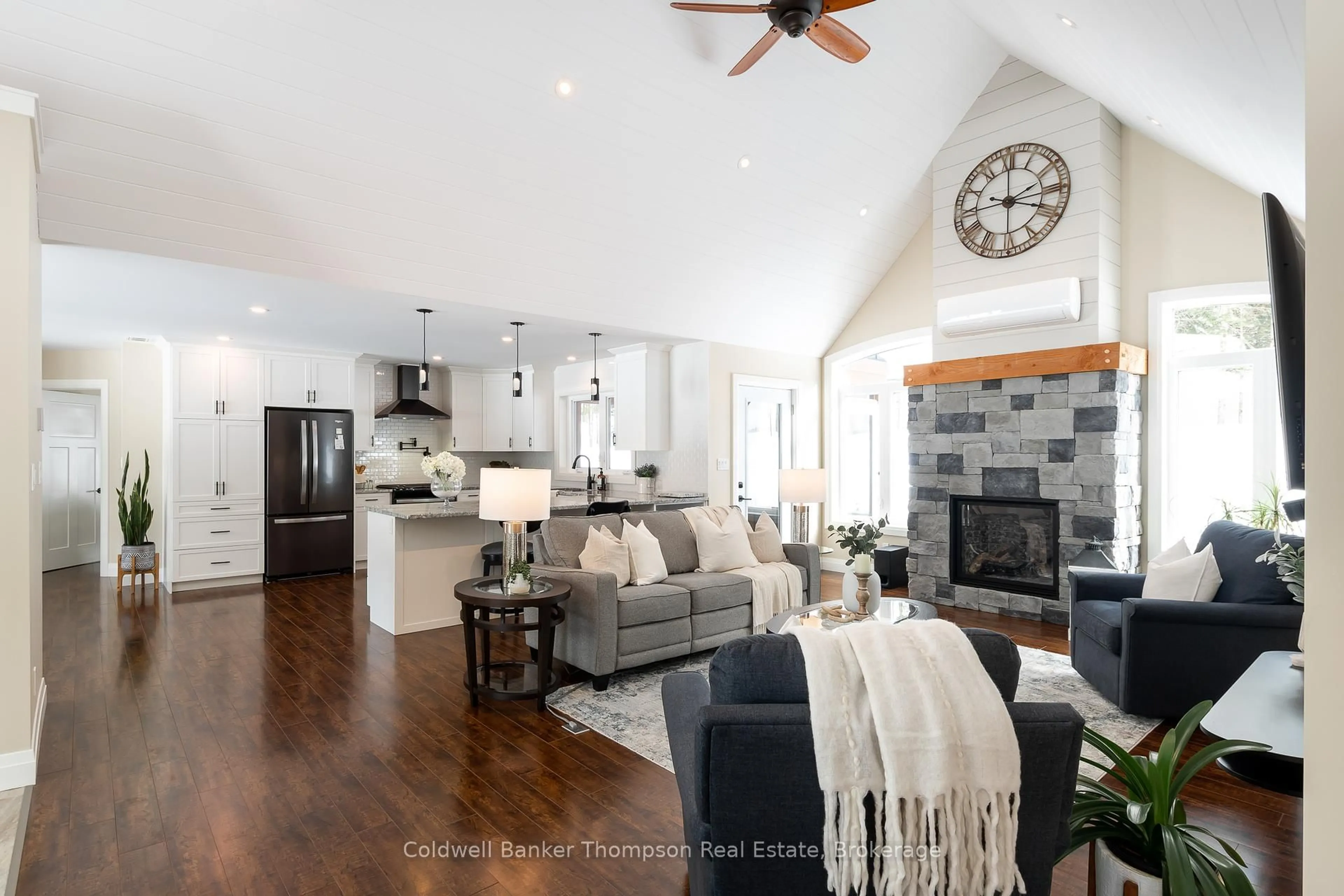 Open concept kitchen, ceramic/tile floor for 1025 South Waseosa Lake Rd, Huntsville Ontario P1H 2N5