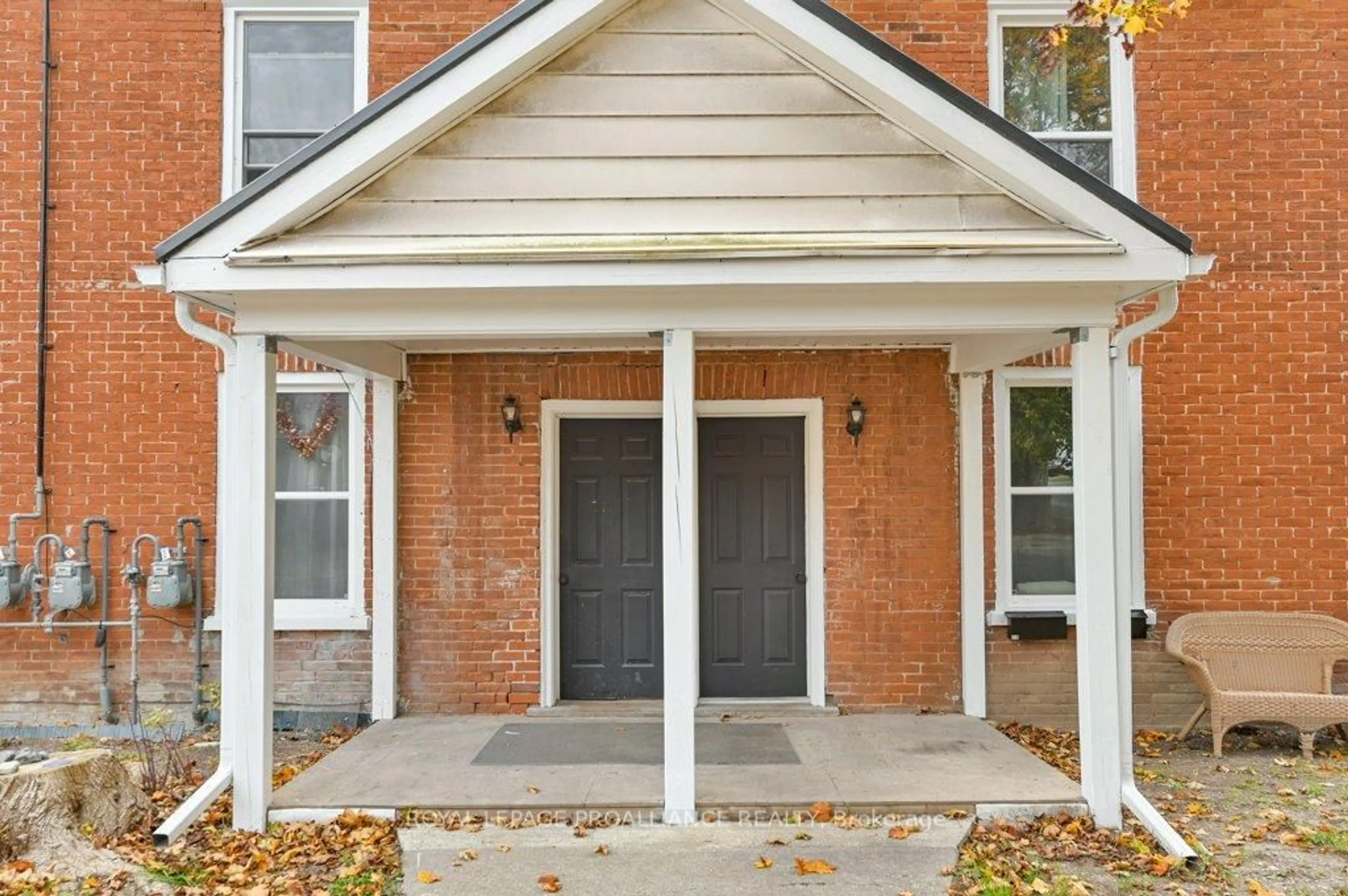 Home with brick exterior material, street for 91 Bridge St, Belleville Ontario K8P 1J4
