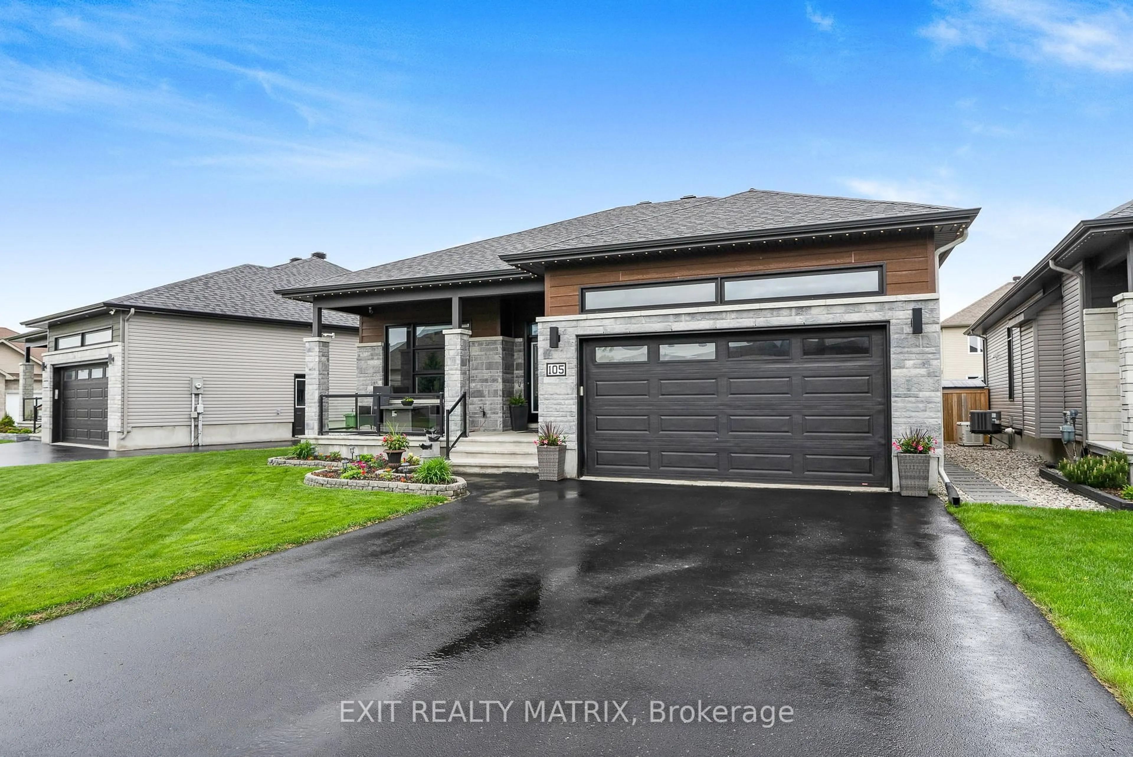 Unknown for 105 Lyon St, Russell Ontario K0A 1M0