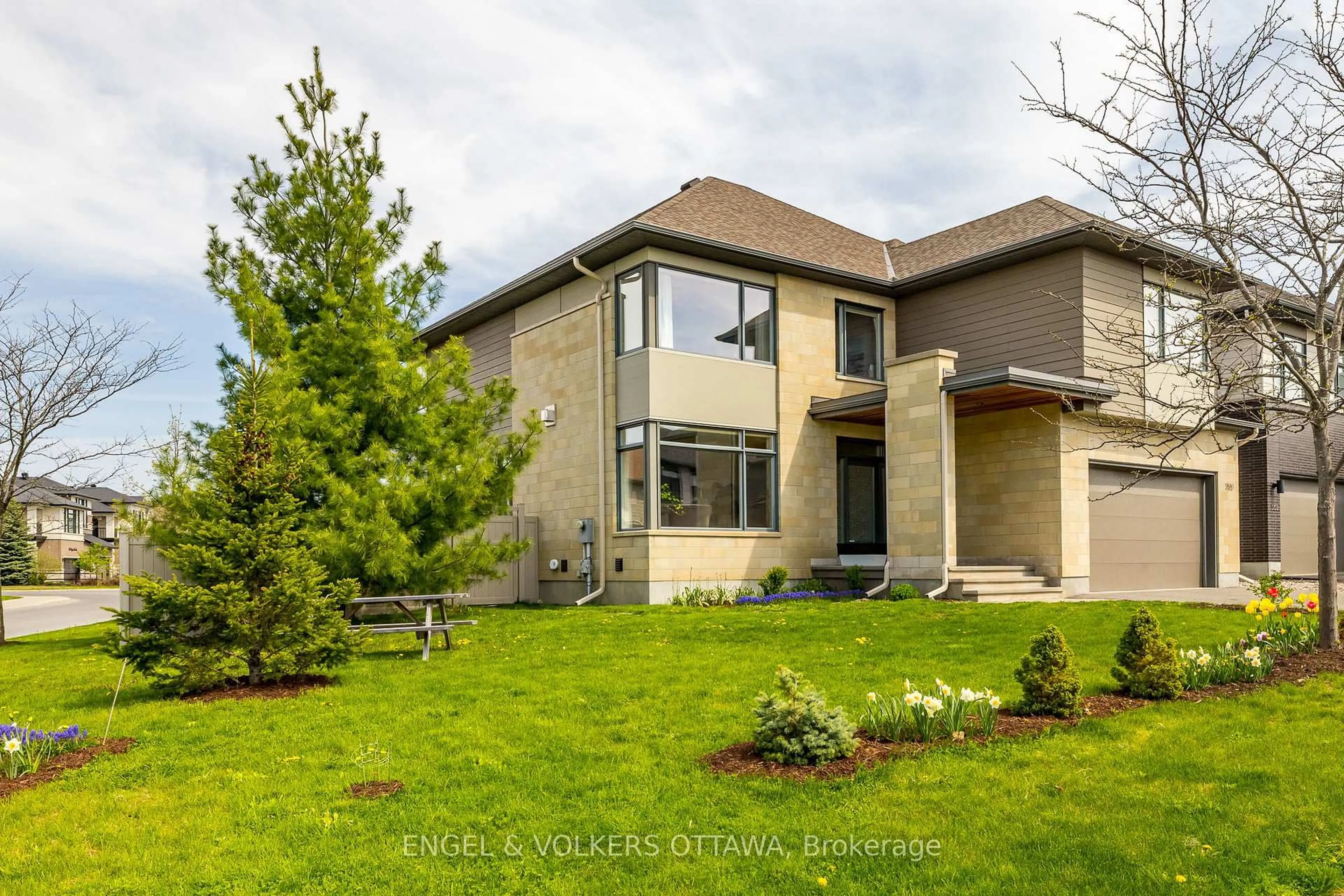 Home with brick exterior material, unknown for 300 Long Acres St, Ottawa Ontario K2M 0H1