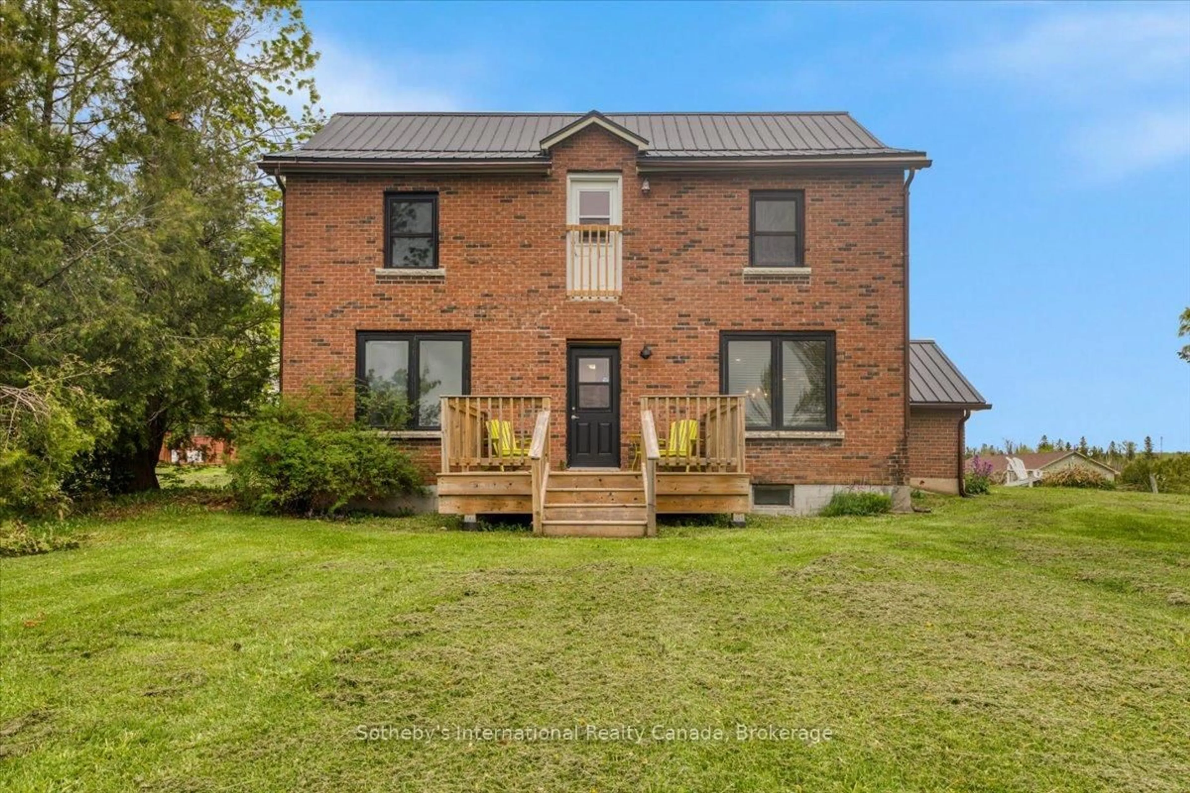 Home with brick exterior material, building for 429639 8th Concession B, Grey Highlands Ontario N0C 1M0