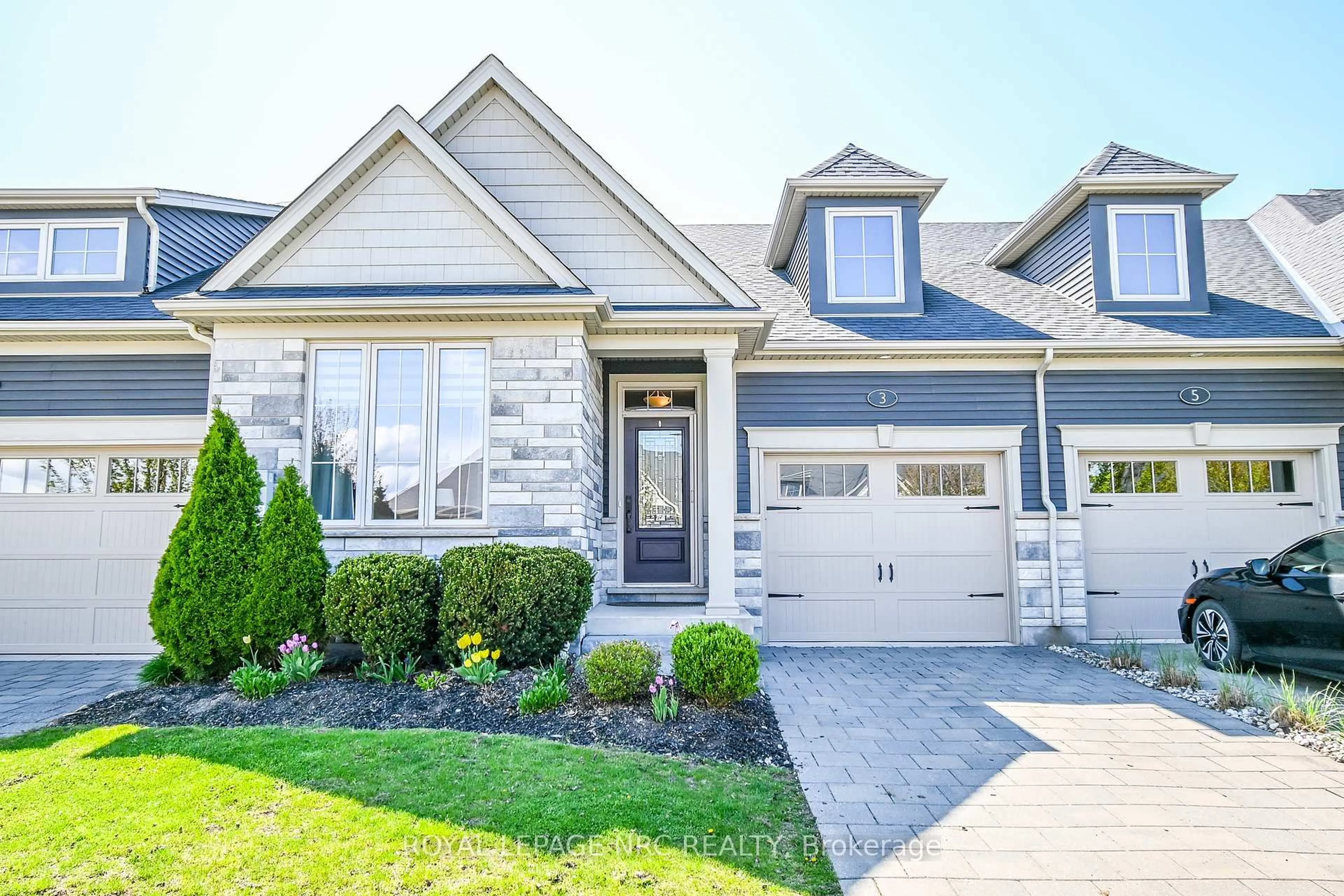 Home with brick exterior material, street for 3 Andrew Lane, Thorold Ontario L2V 0E3