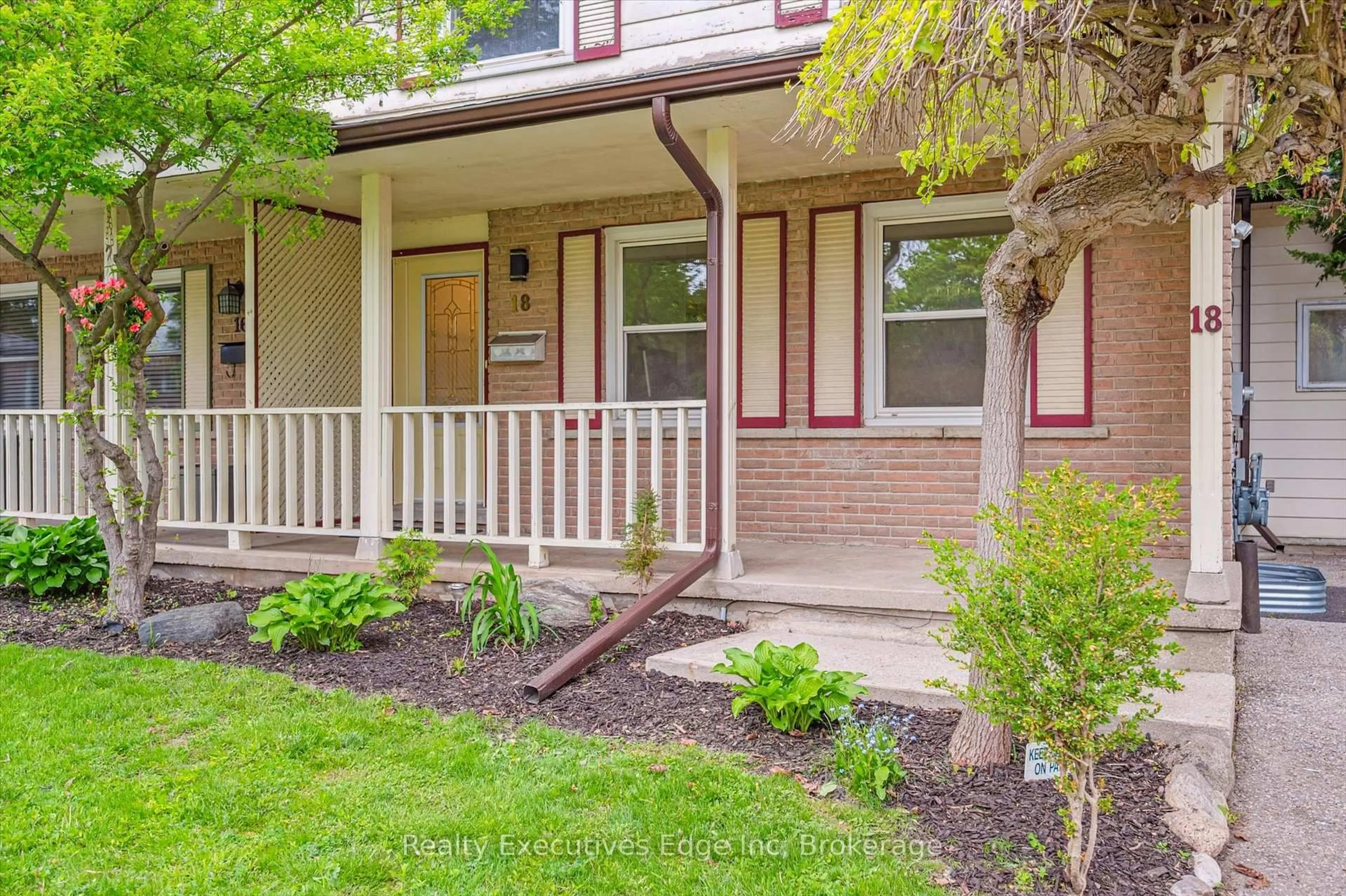 Unknown for 18 Windermere Crt, Guelph Ontario N1E 3L4