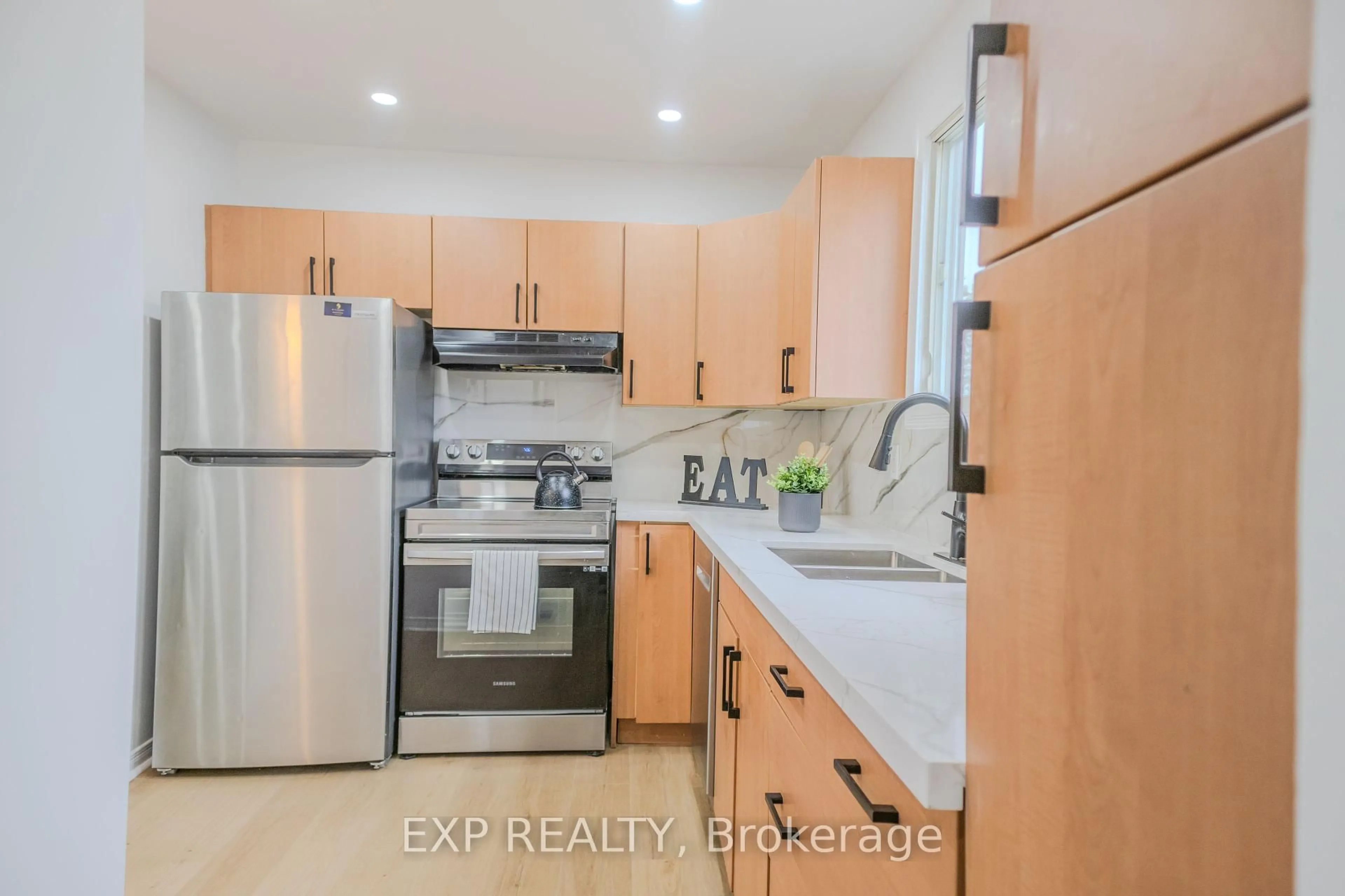Standard kitchen, unknown for 249 Camelot Crt #3, Waterloo Ontario N2K 3G5