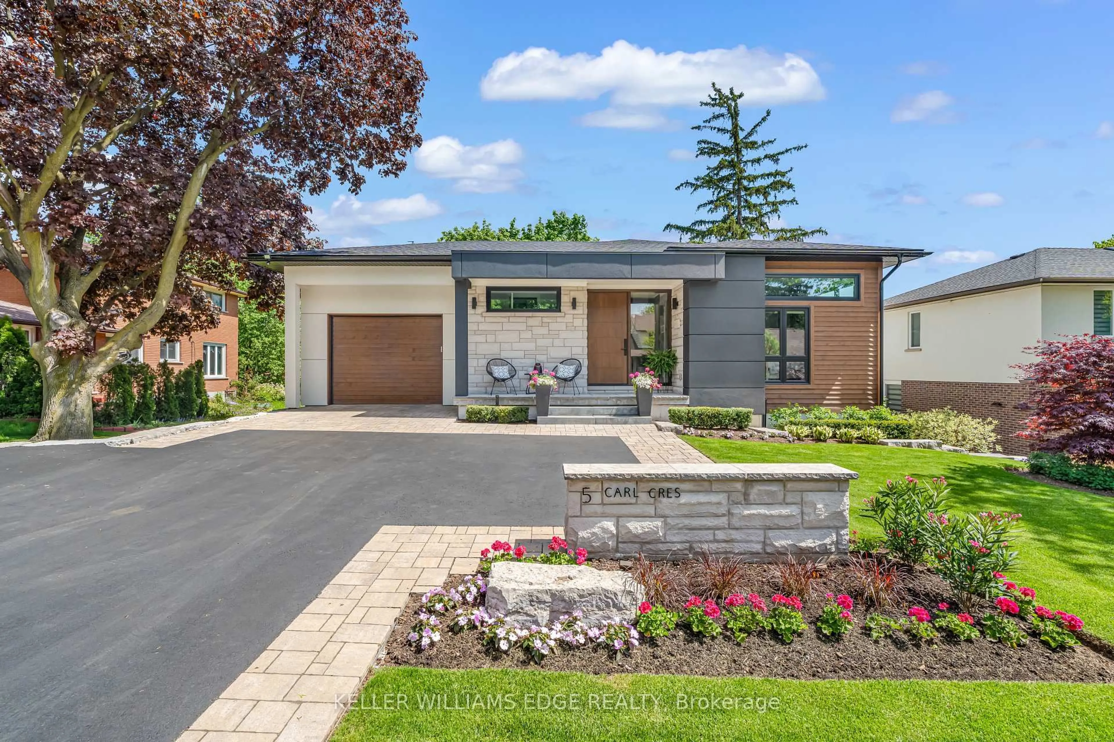 Home with brick exterior material, street for 5 Carl Cres, Hamilton Ontario L8B 0G5