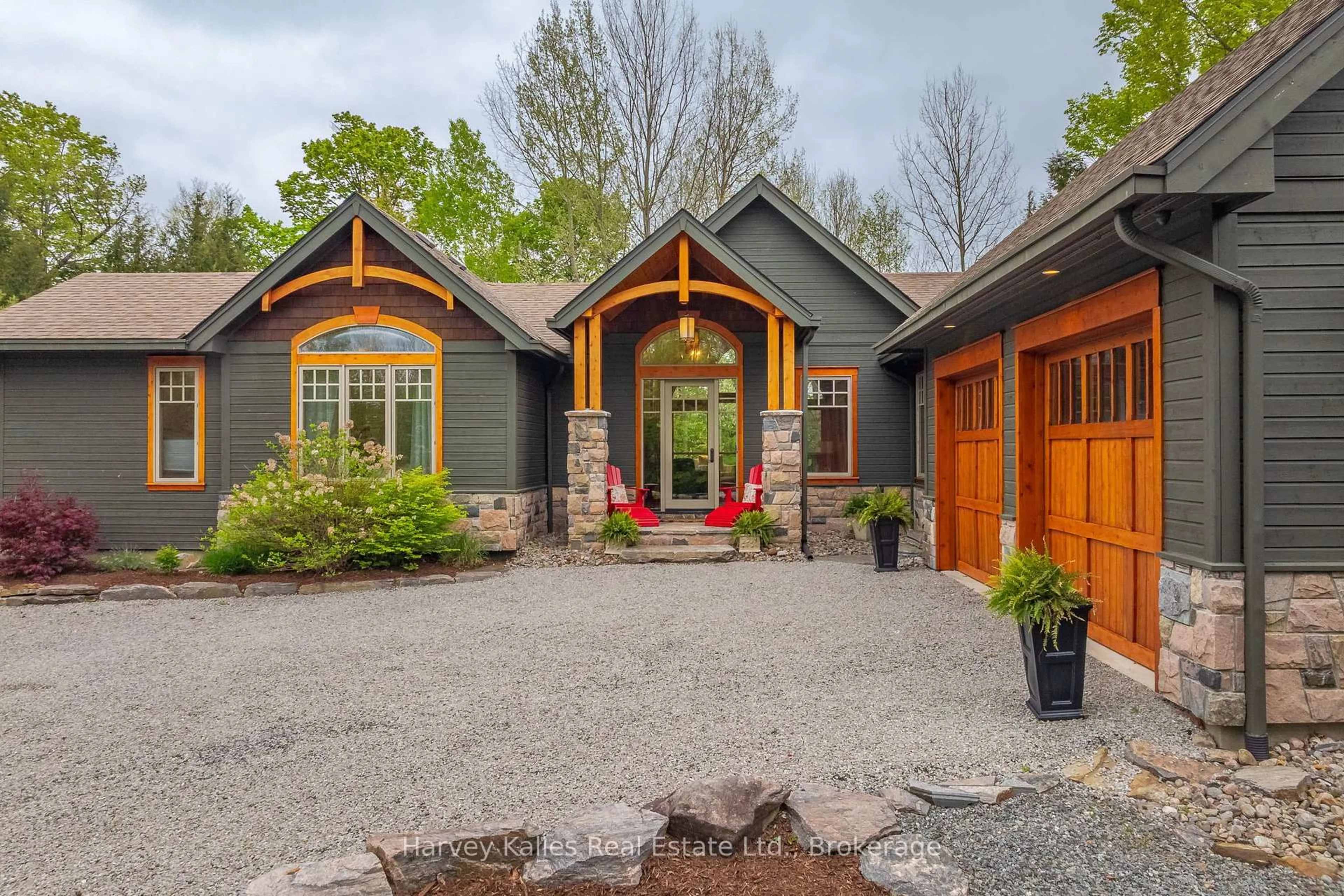 Unknown for 63 Clubhouse Dr, Huntsville Ontario P1H 1B1