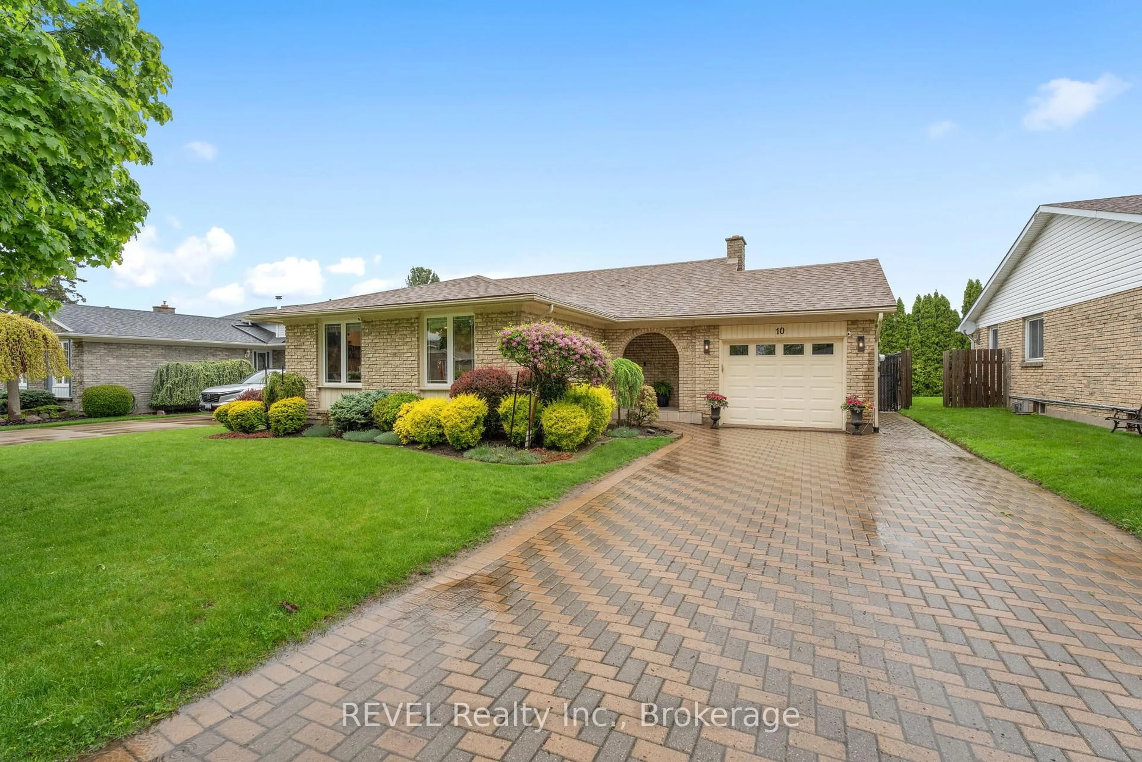 Home with brick exterior material, street for 10 Belair Dr, St. Catharines Ontario L2N 6W5