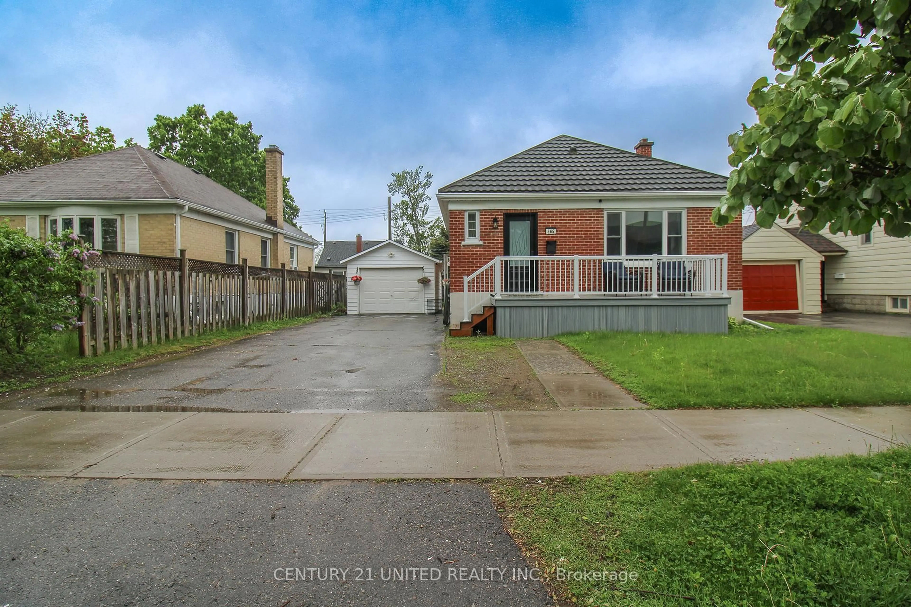 A pic from outside/outdoor area/front of a property/back of a property/a pic from drone, street for 565 Spruce Ave, Peterborough South Ontario K9J 5A4